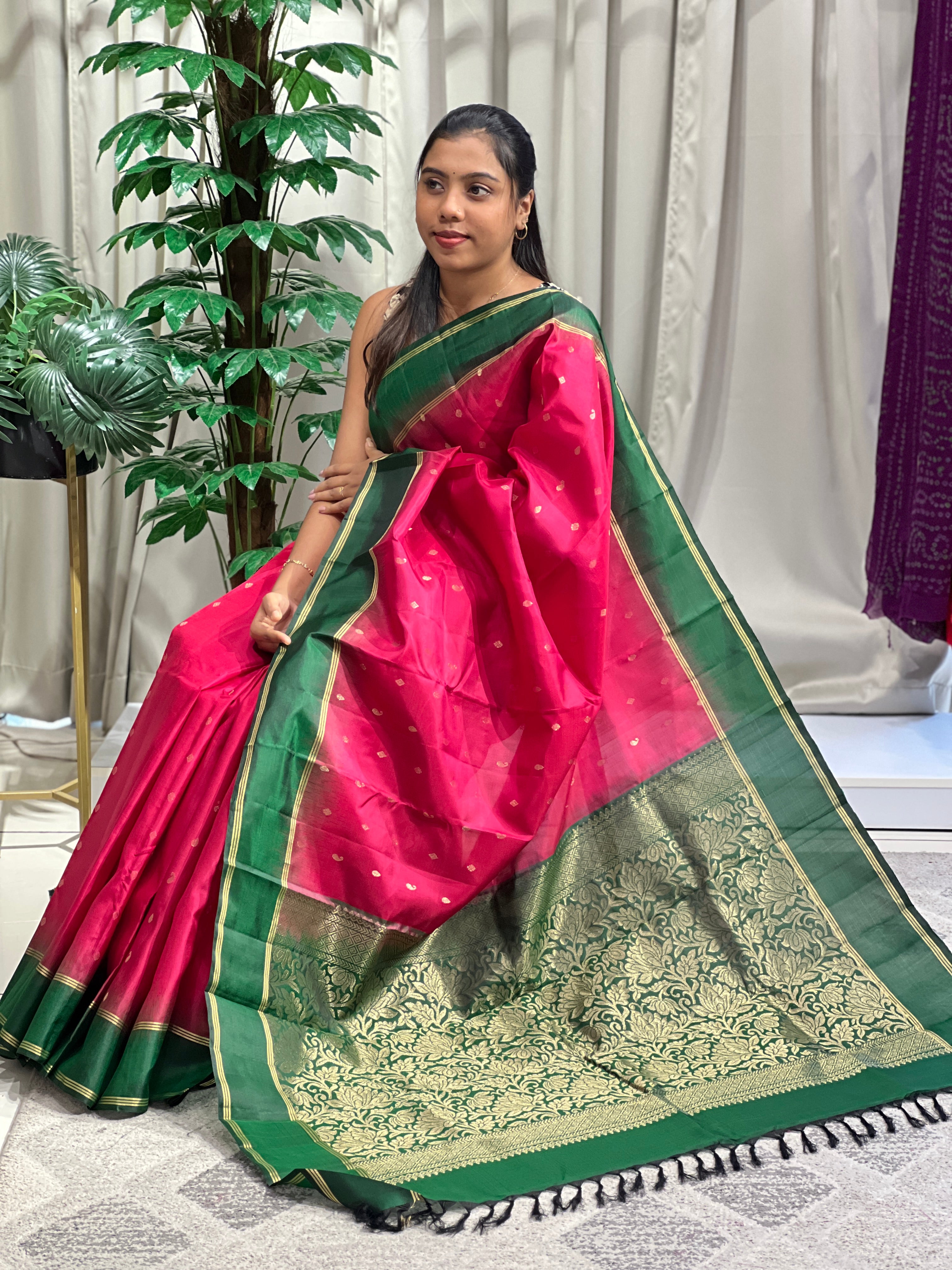 Geometric & Paisley Buta Woven Soft Silk Saree | SMT199