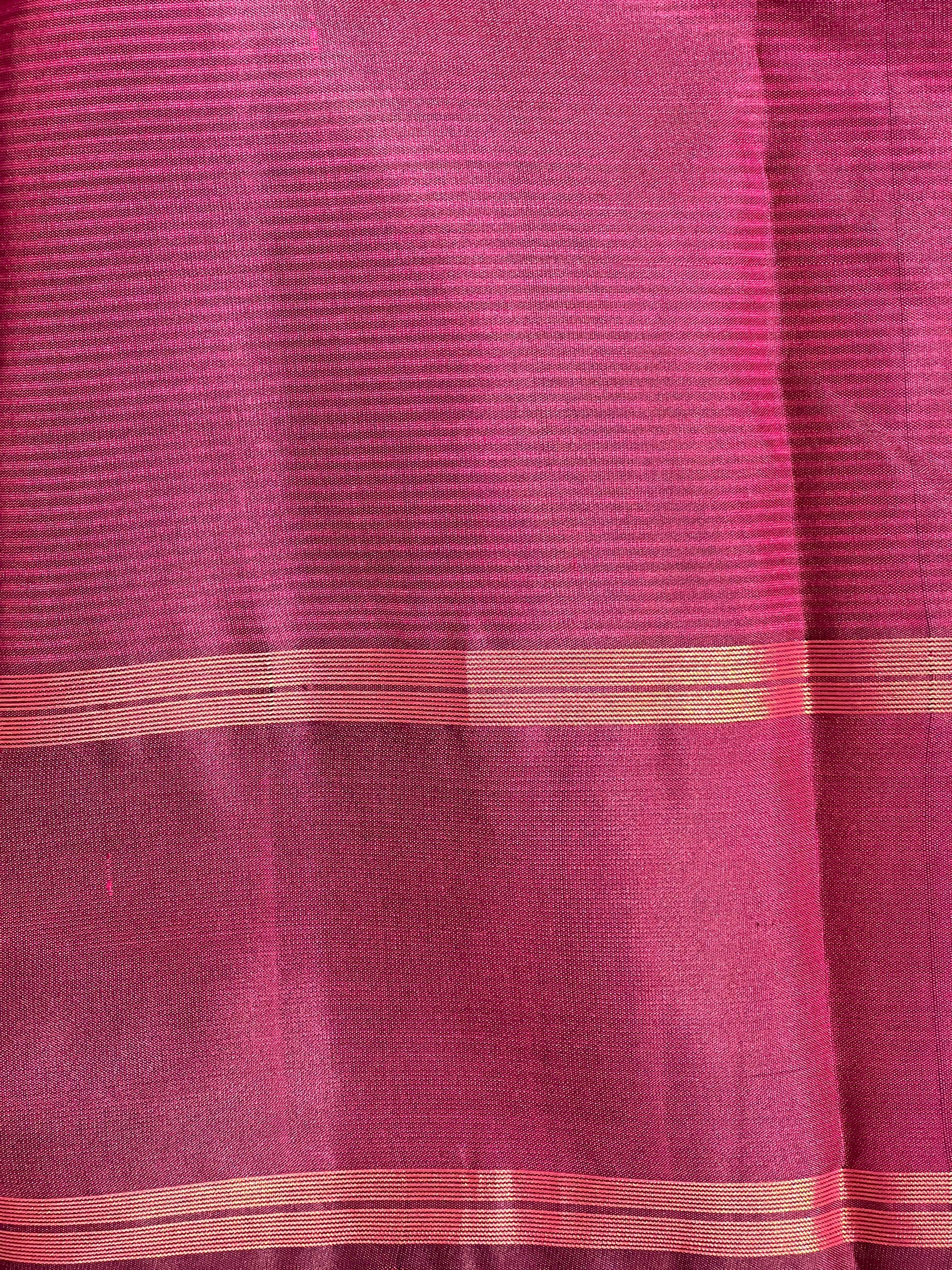 Golden Zari Woven Pattern Soft Silk Saree | SMT186