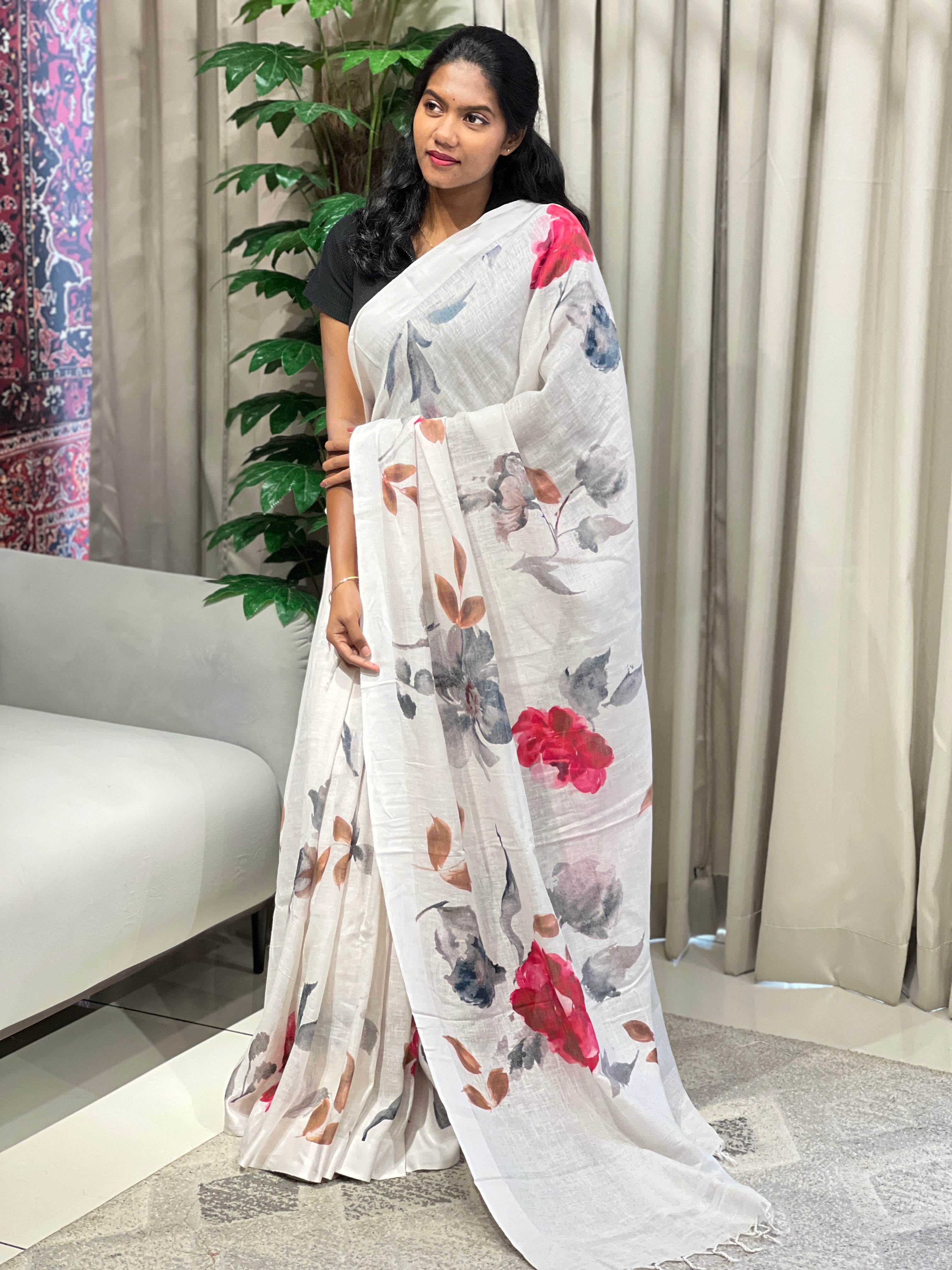 Floral Digital Printed Pure Linen Saree | MR430