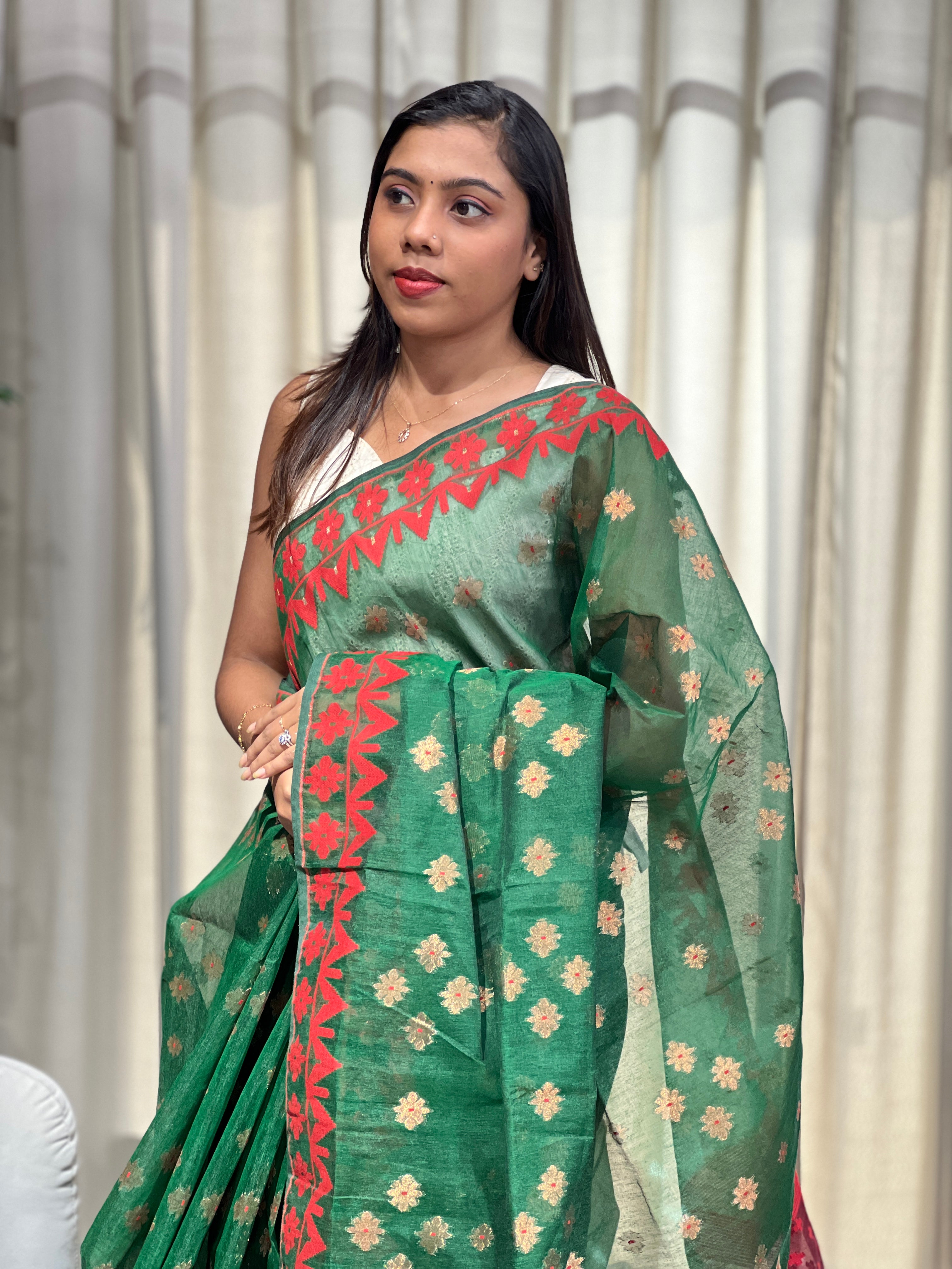 Traditional Jamdani Woven Organdy-Cotton Saree | AYD241