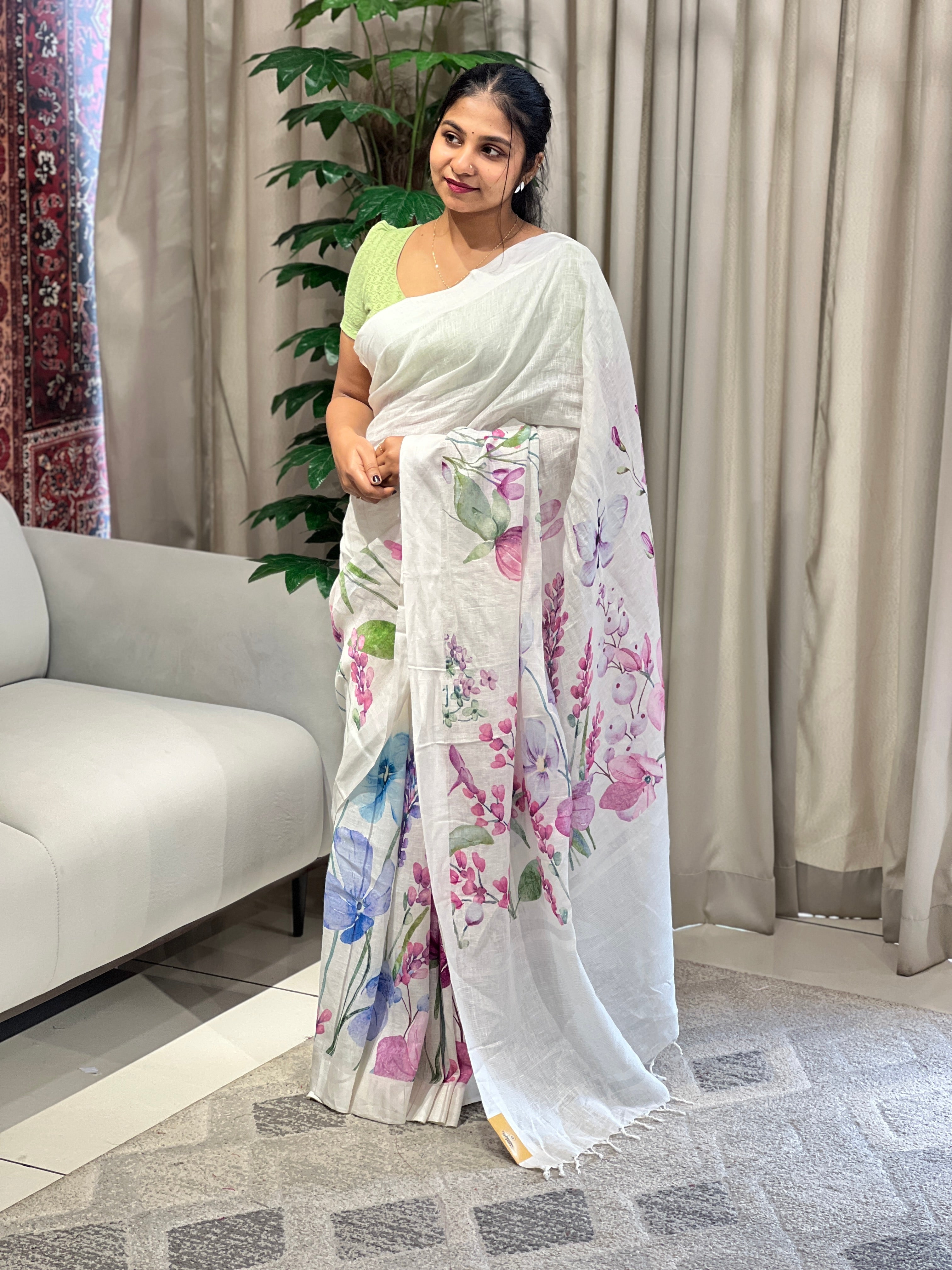 Floral Digital Printed Pure Linen Saree | MR441
