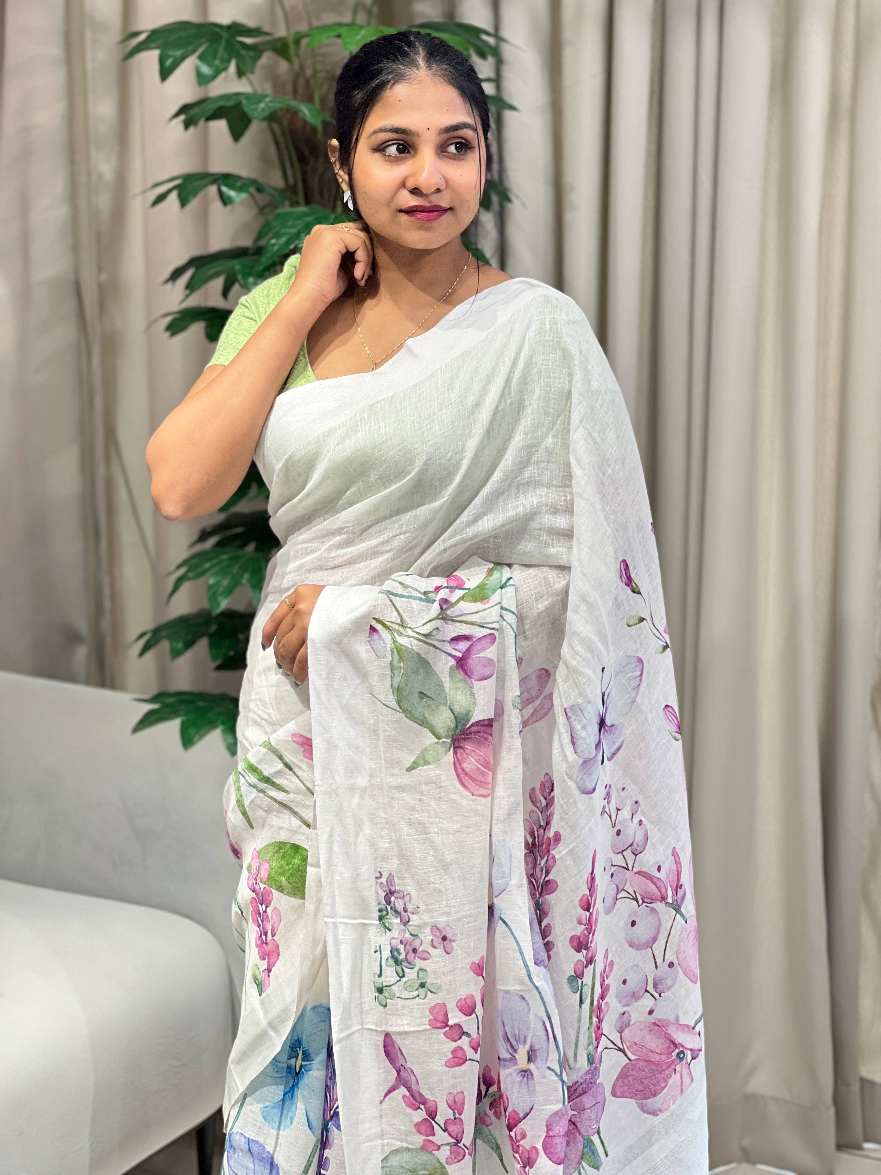Floral Digital Printed Pure Linen Saree | MR441