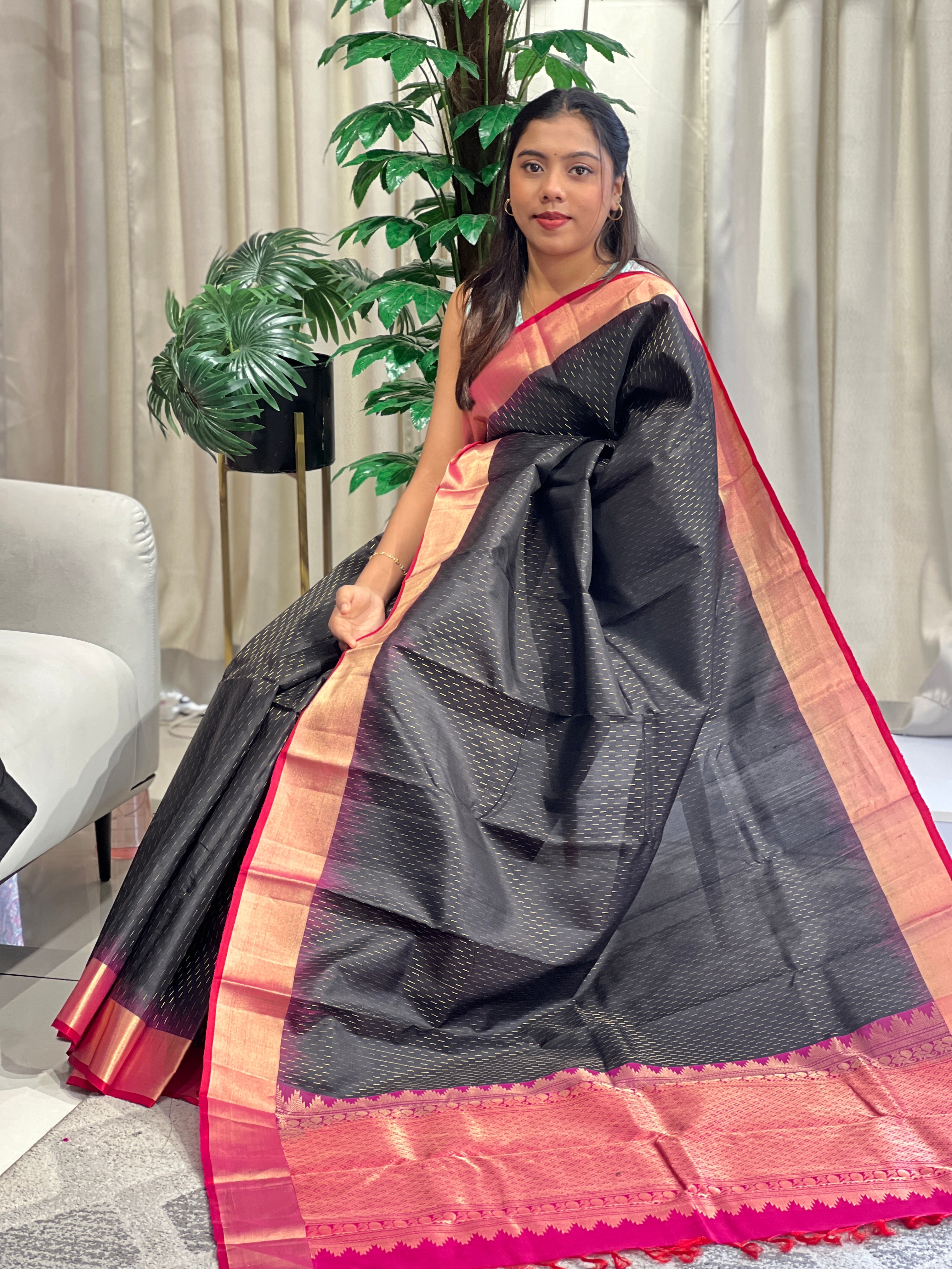 Zari Woven Soft Silk Saree | SMT155