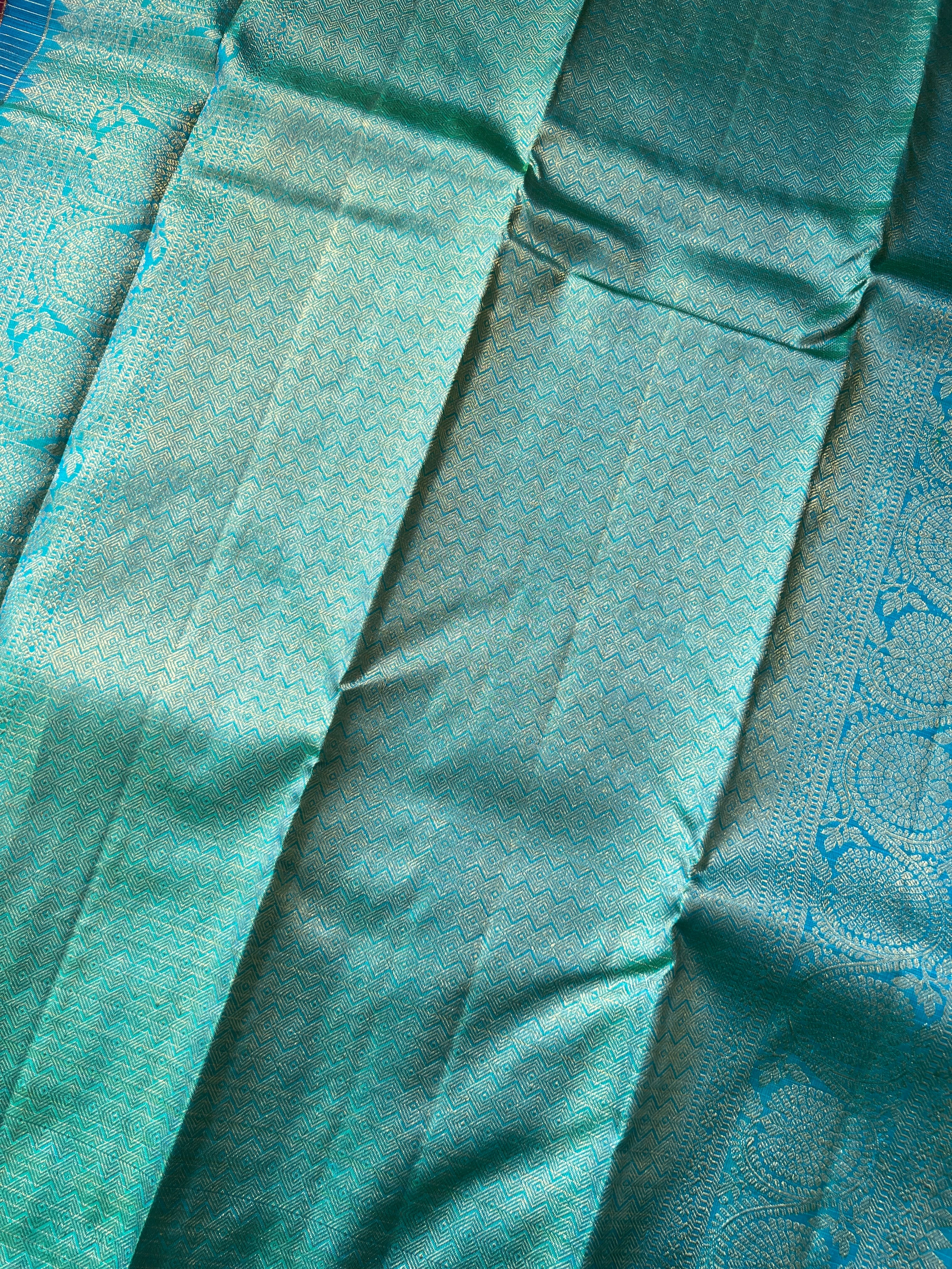 Stripe Pattern With Buta Weaved Kanchipuram Saree | OM205