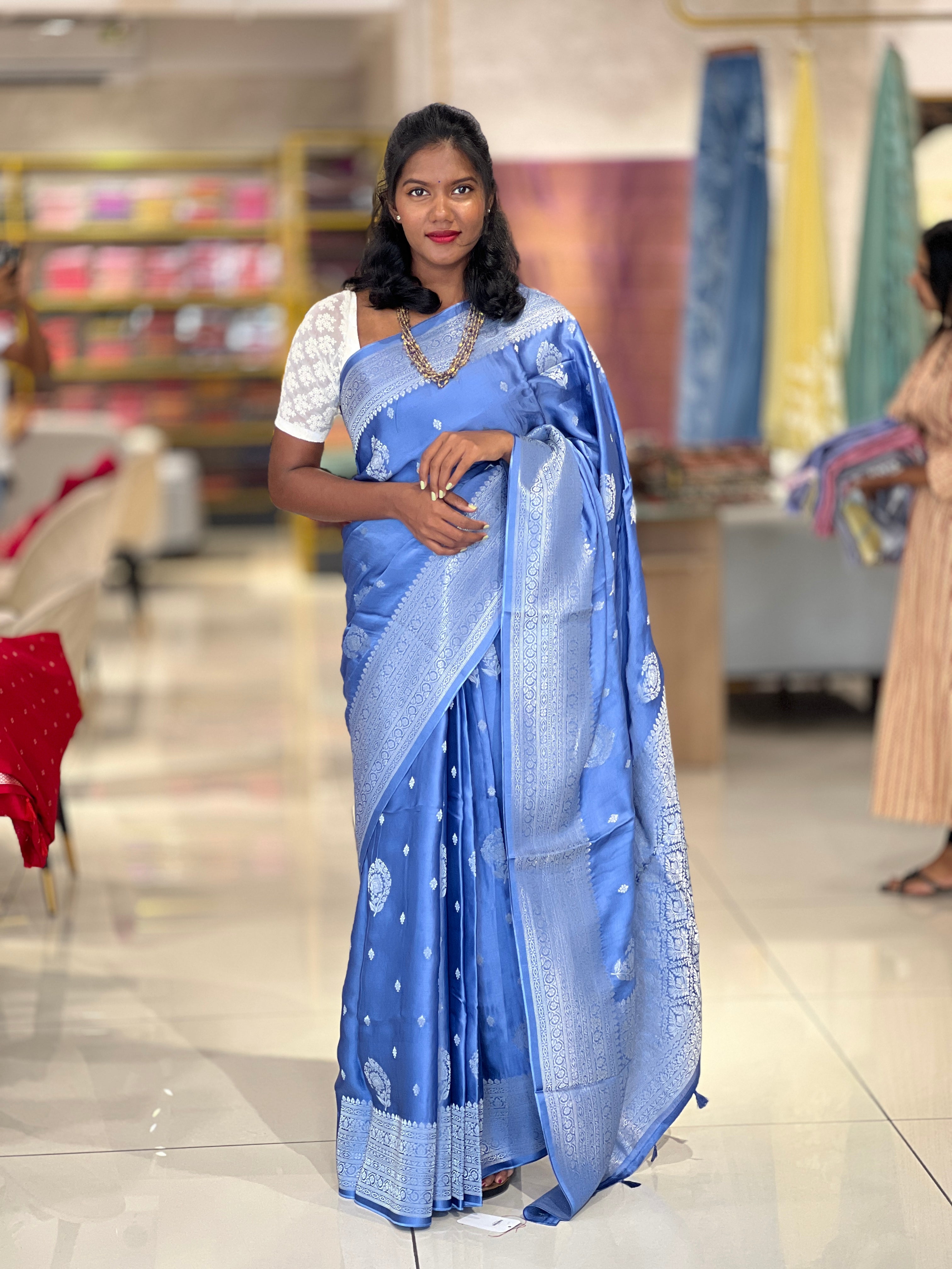 Banarasi Weaving Pattern Kathan Silk Saree | DVS171