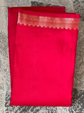 Thin Temple Border Detailed Handloom Kanchipuram Saree | OM194