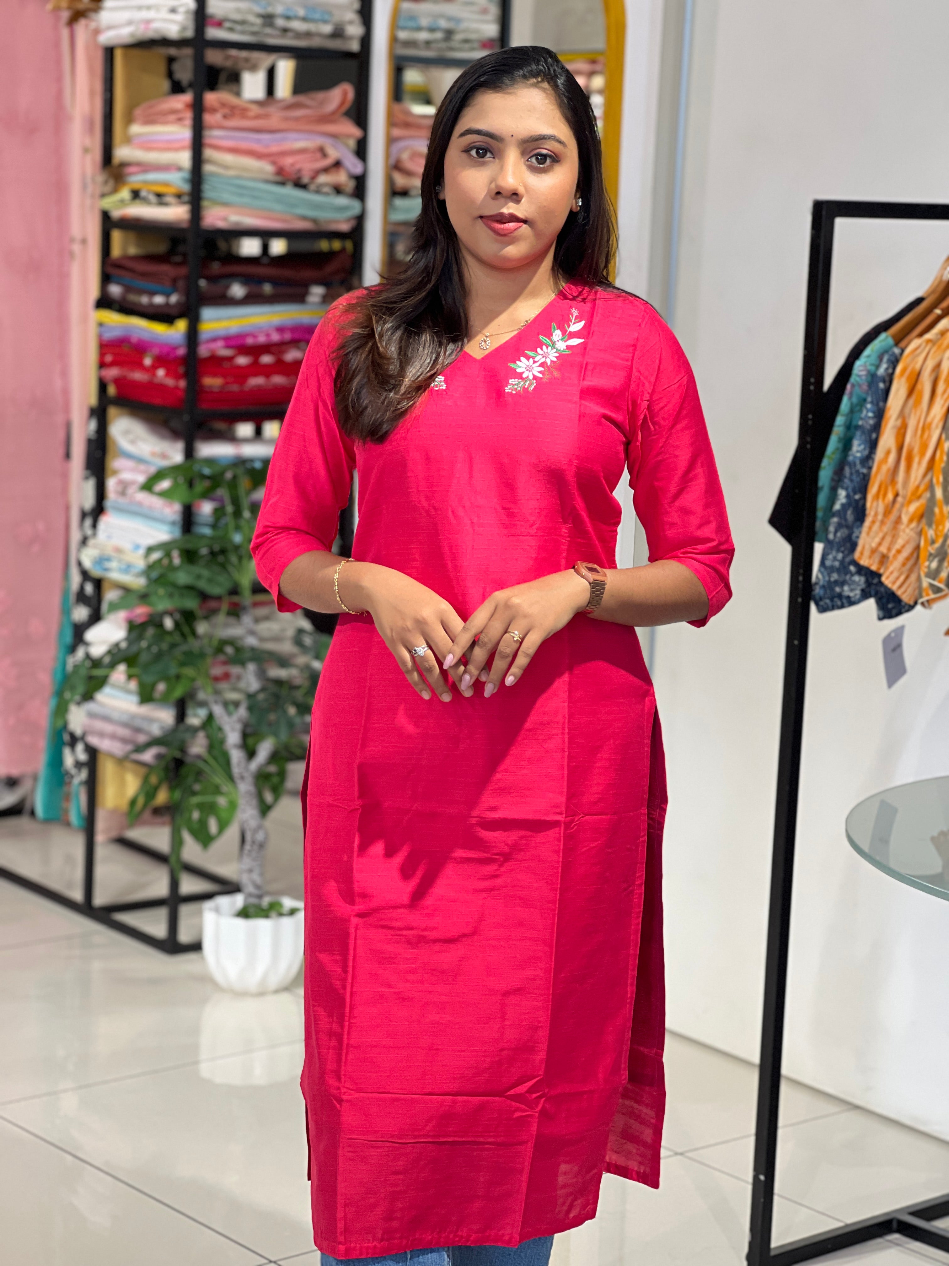 Embroidery Detailed Semi Silk Kurta | VSI163