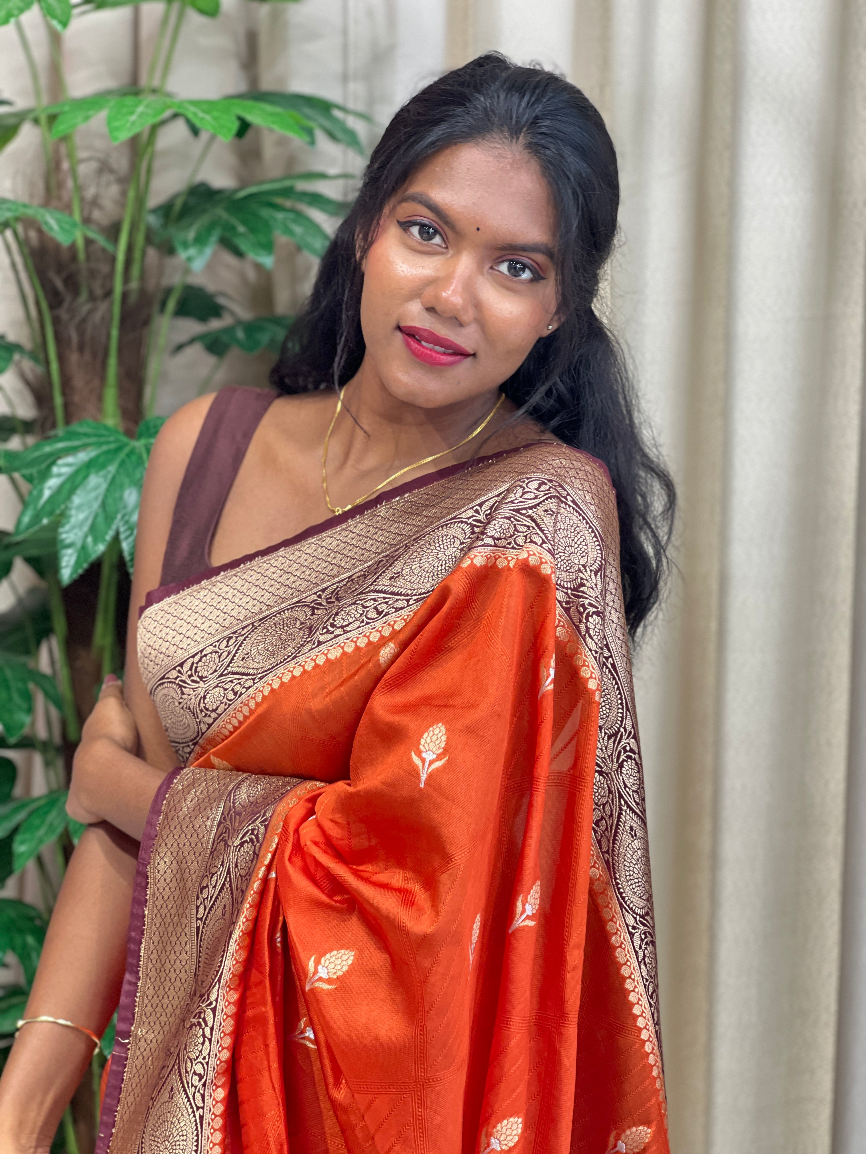 Zari And Thread  Woven Banarasi Silk Saree | NN441