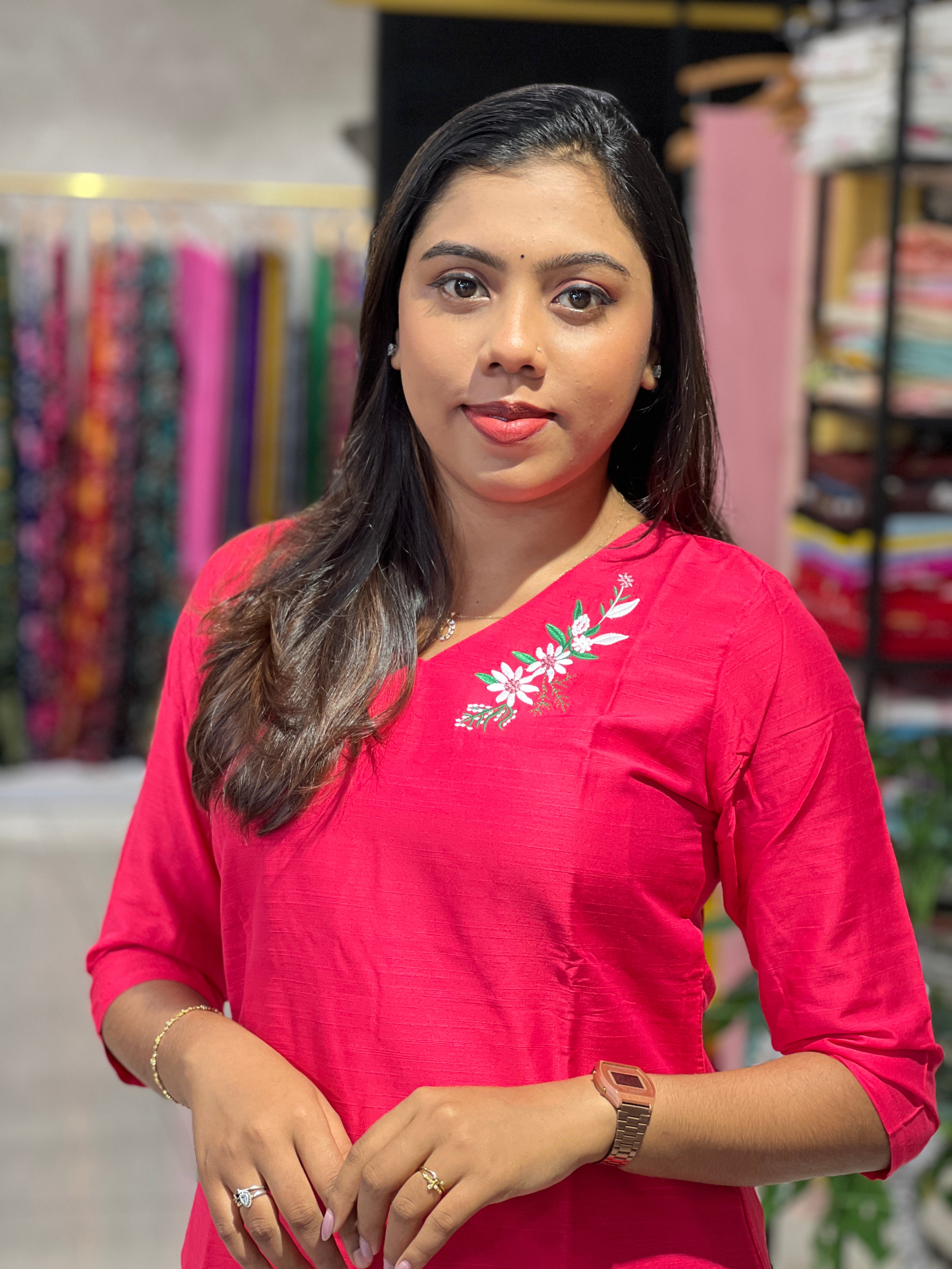 Embroidery Detailed Semi Silk Kurta | VSI163