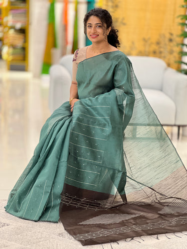 Kesiya Weaved Semi Tussar Saree | PD434