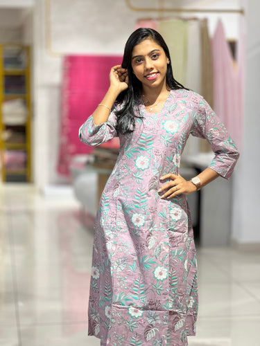 Floral Printed  Pattern Cotton Kurta | DIL125