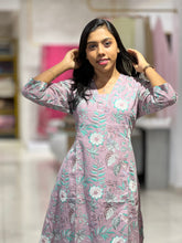 Floral Printed  Pattern Cotton Kurta | DIL125