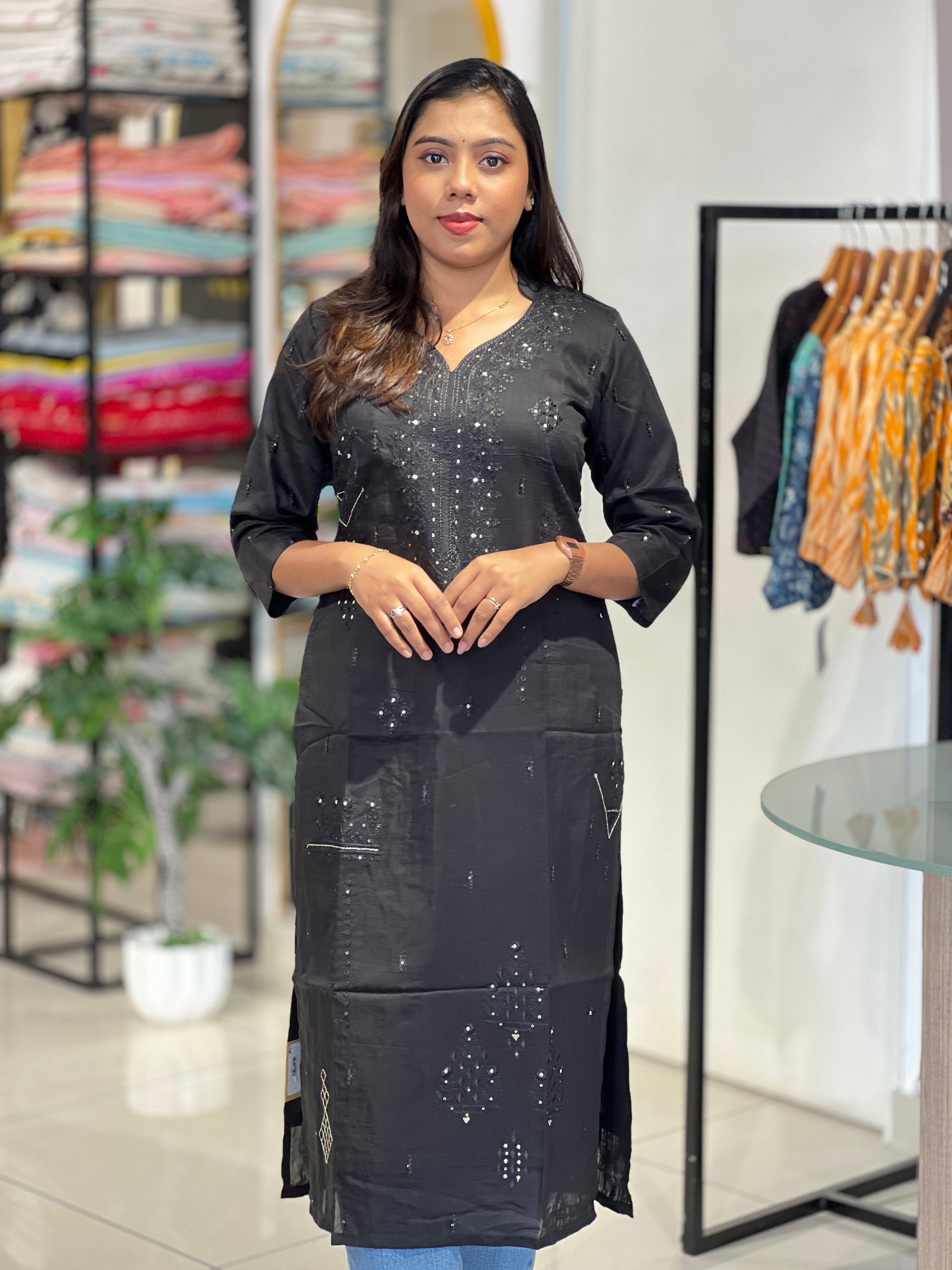 Embroidery Chanderi Kurta | IHP187