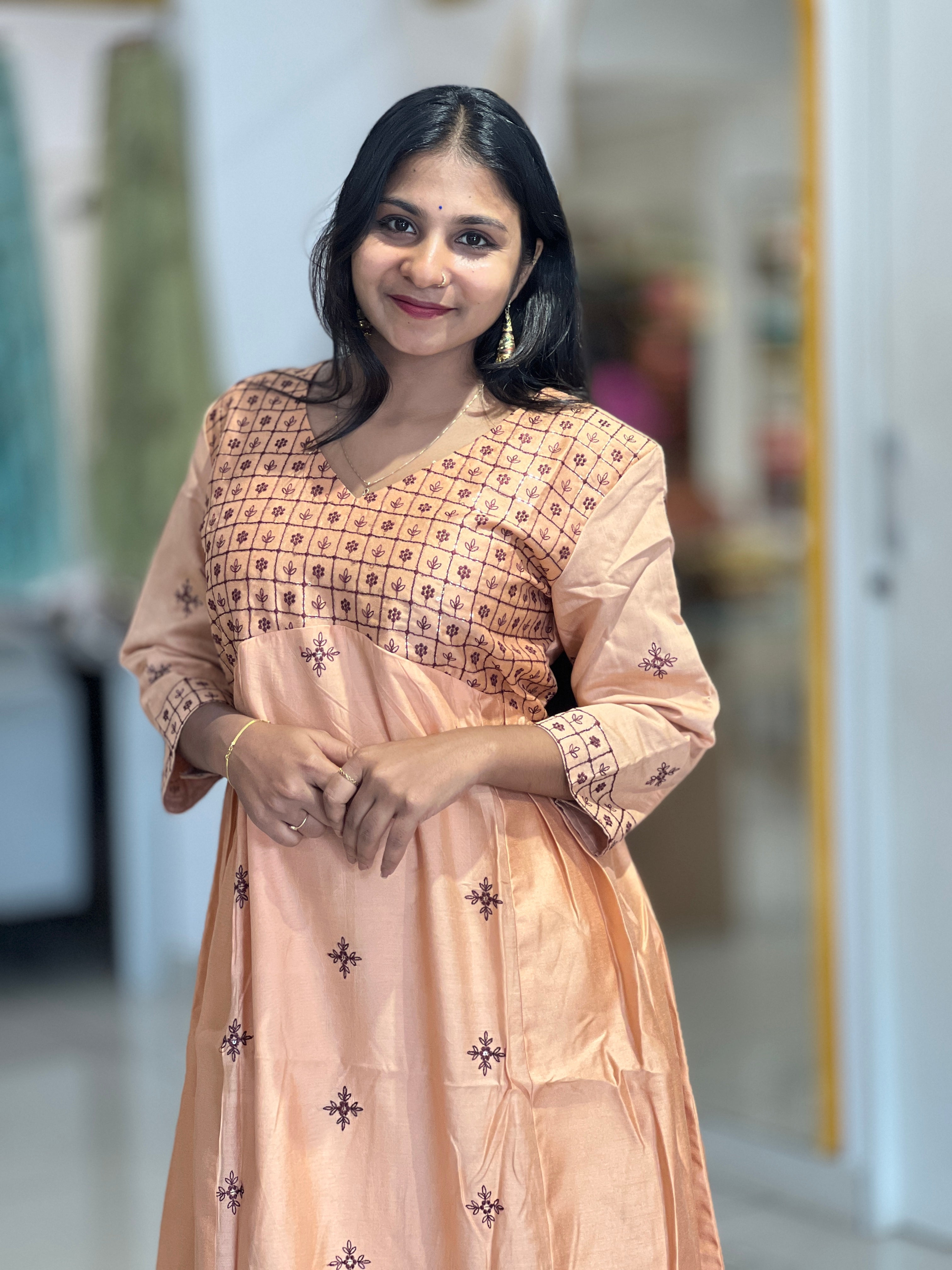 Embroidery Detailed Cotton Kurta | DNT270