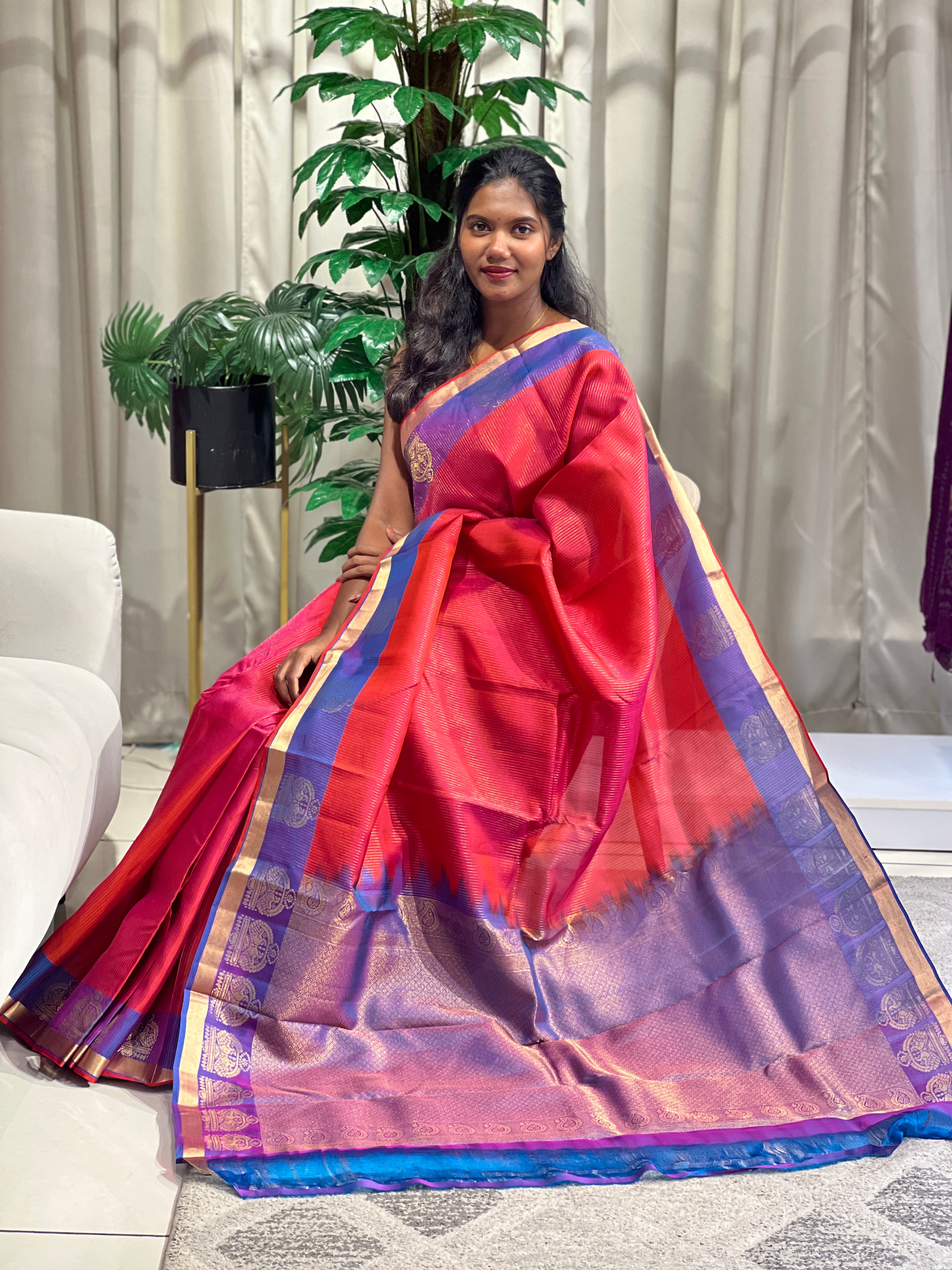 Traditional Line Woven Pattern Soft Silk Saree | SMT225