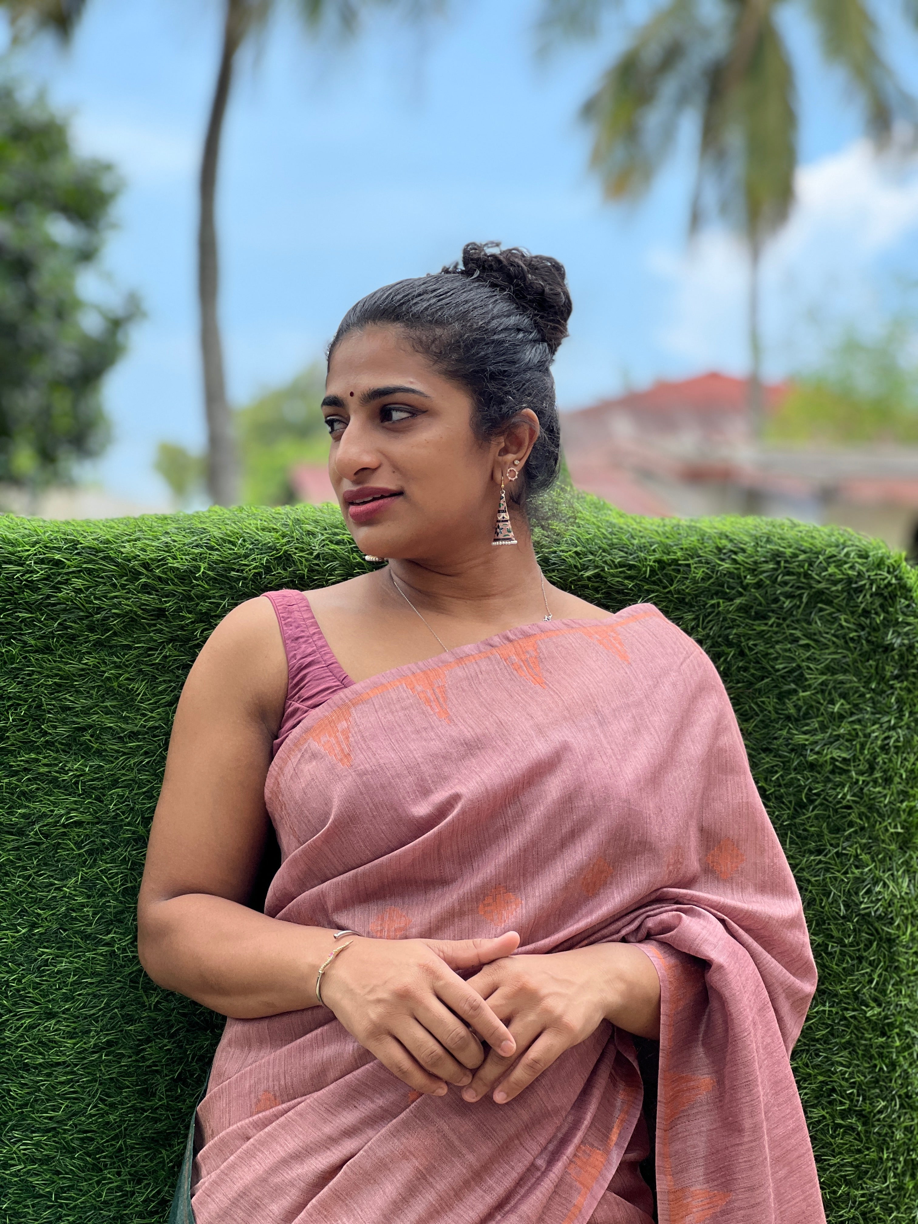 Line Weaving Pattern Basbara Silk Saree | SK259