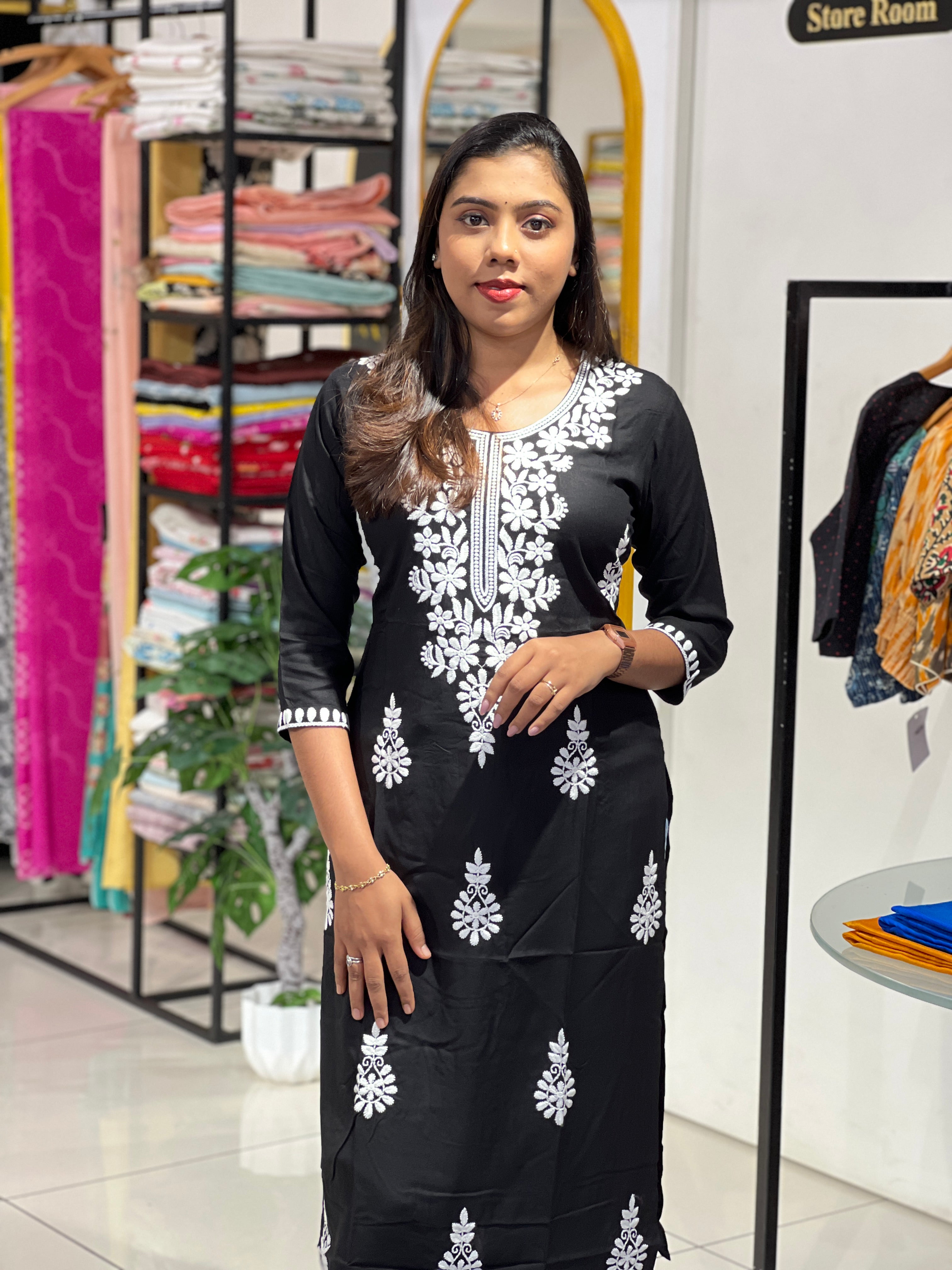 Machine Embroidered Cotton Kurta | FW398