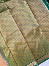 Golden Zari Woven Handloom Kanchipuram Saree | OM213