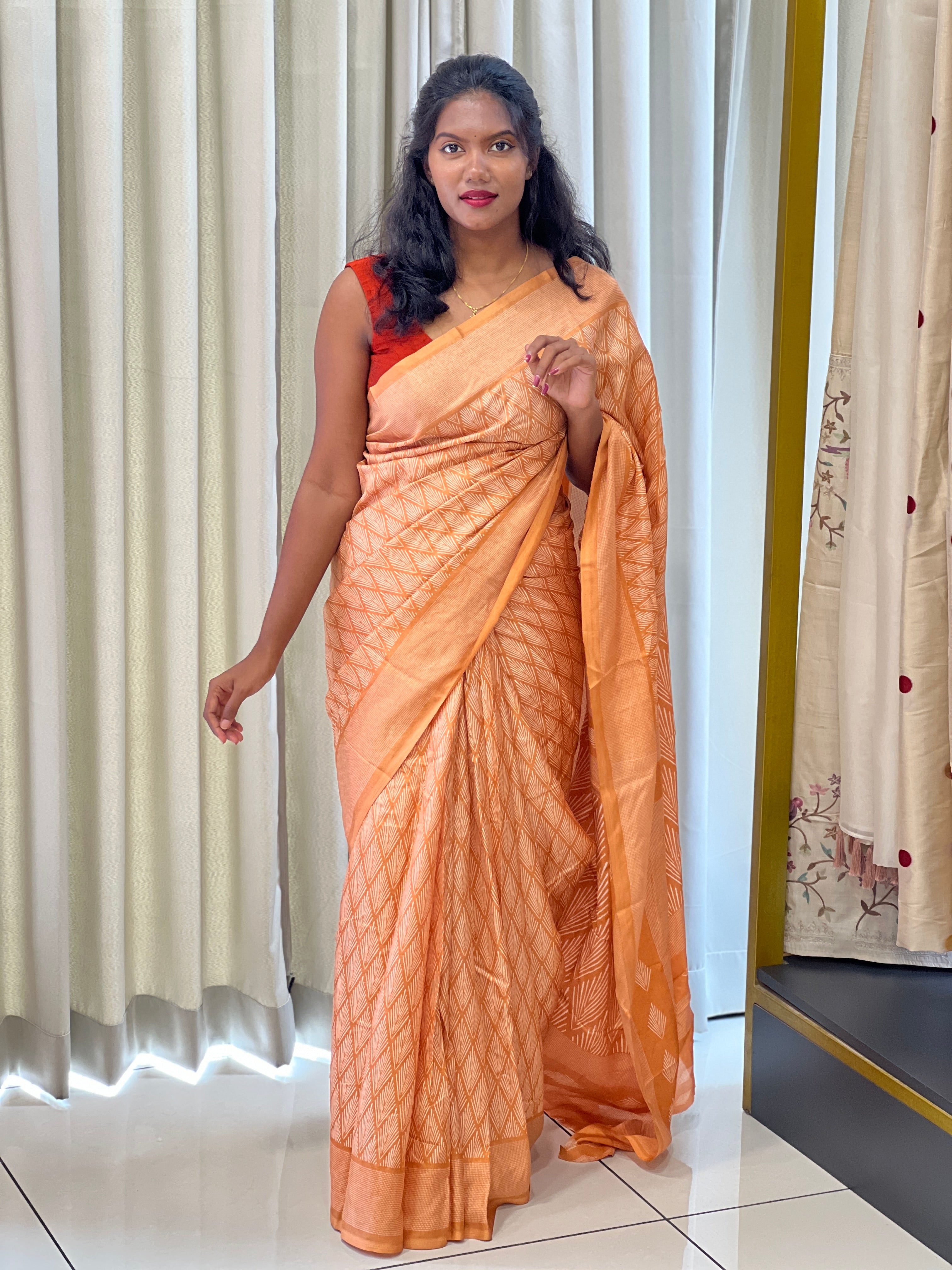 Leaf Print Patterned Semi Silk Saree | RMP110