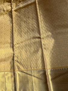 Daimond Weaving Pattern Kanchipuram Saree | OM225