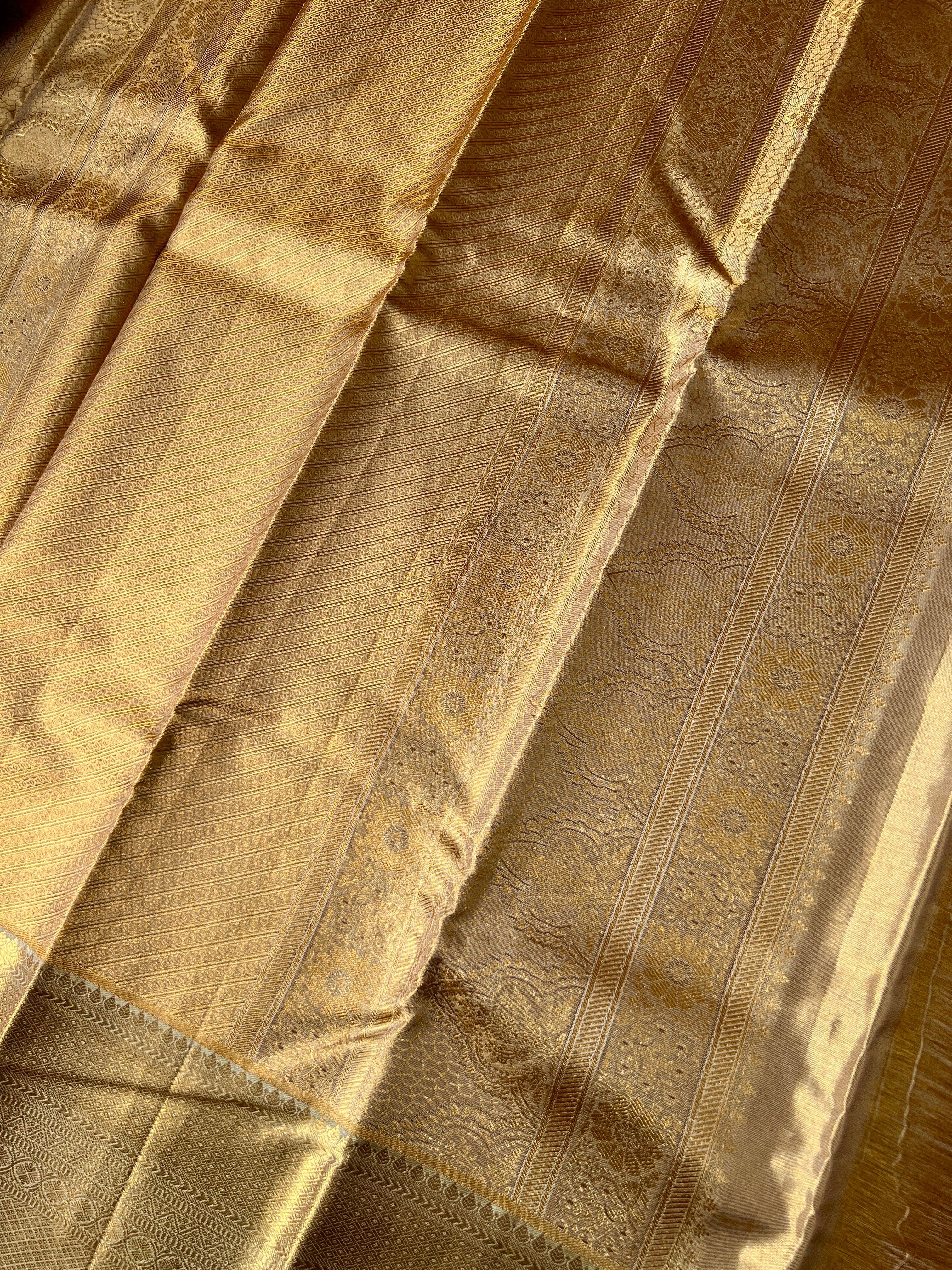 Diamond Weaving Pattern Kanchipuram Saree | OM225
