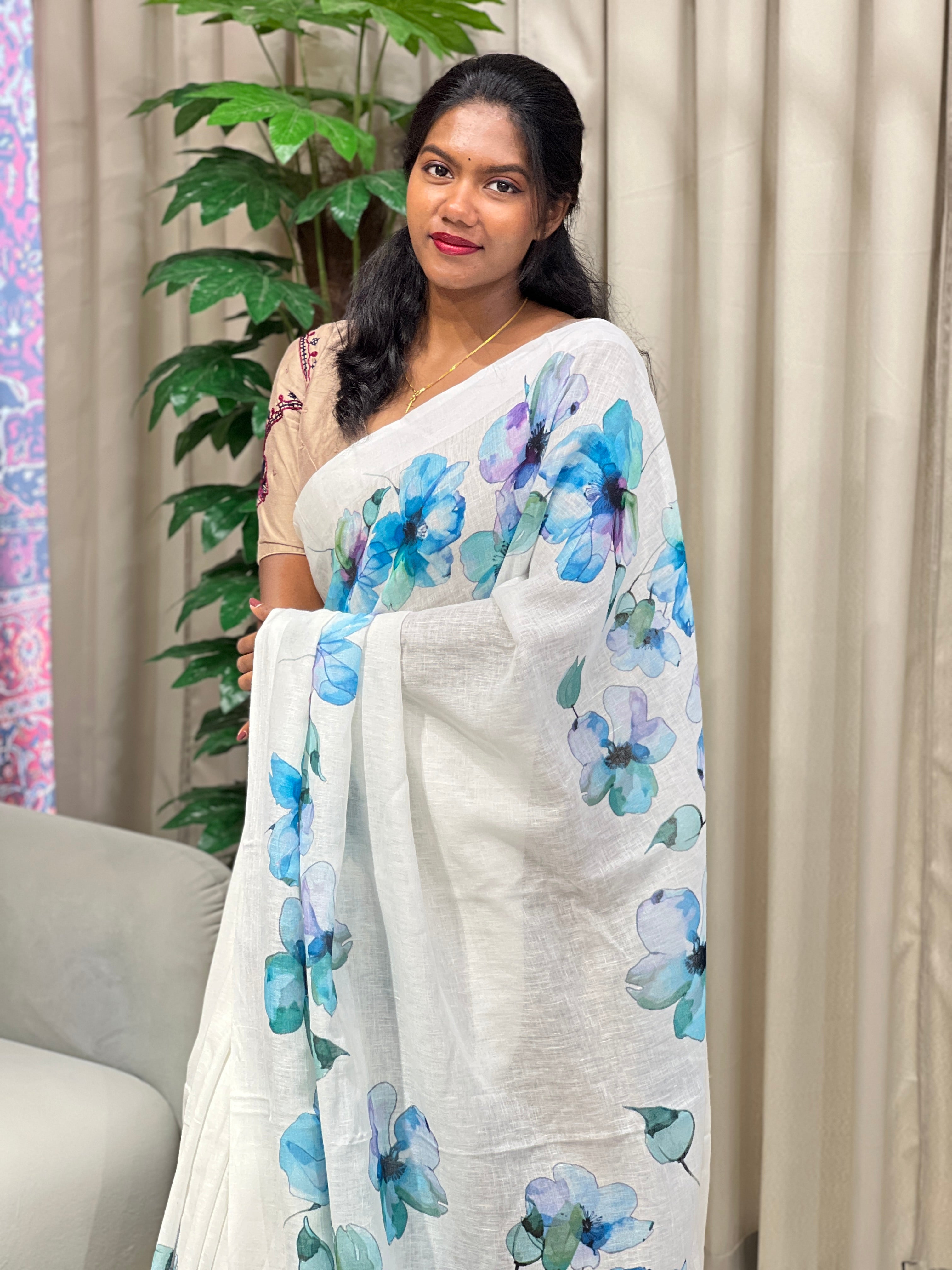 Floral Digital Printed Pure Linen Saree | MR429