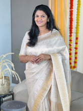 Temple Weaving Patterned Semi Silk Saree | HT200