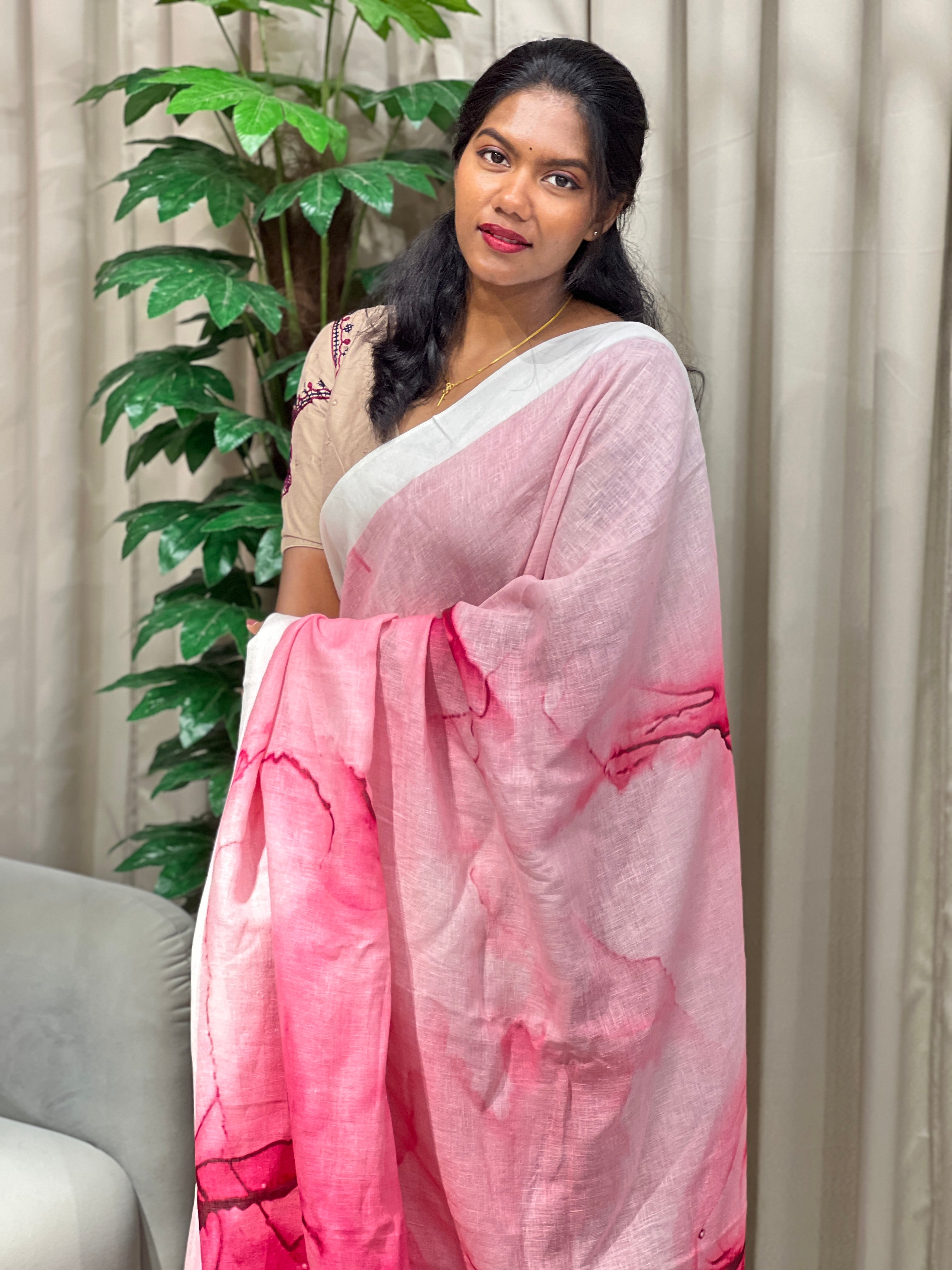 Abstract Digital Printed Pure Linen Saree | MR443