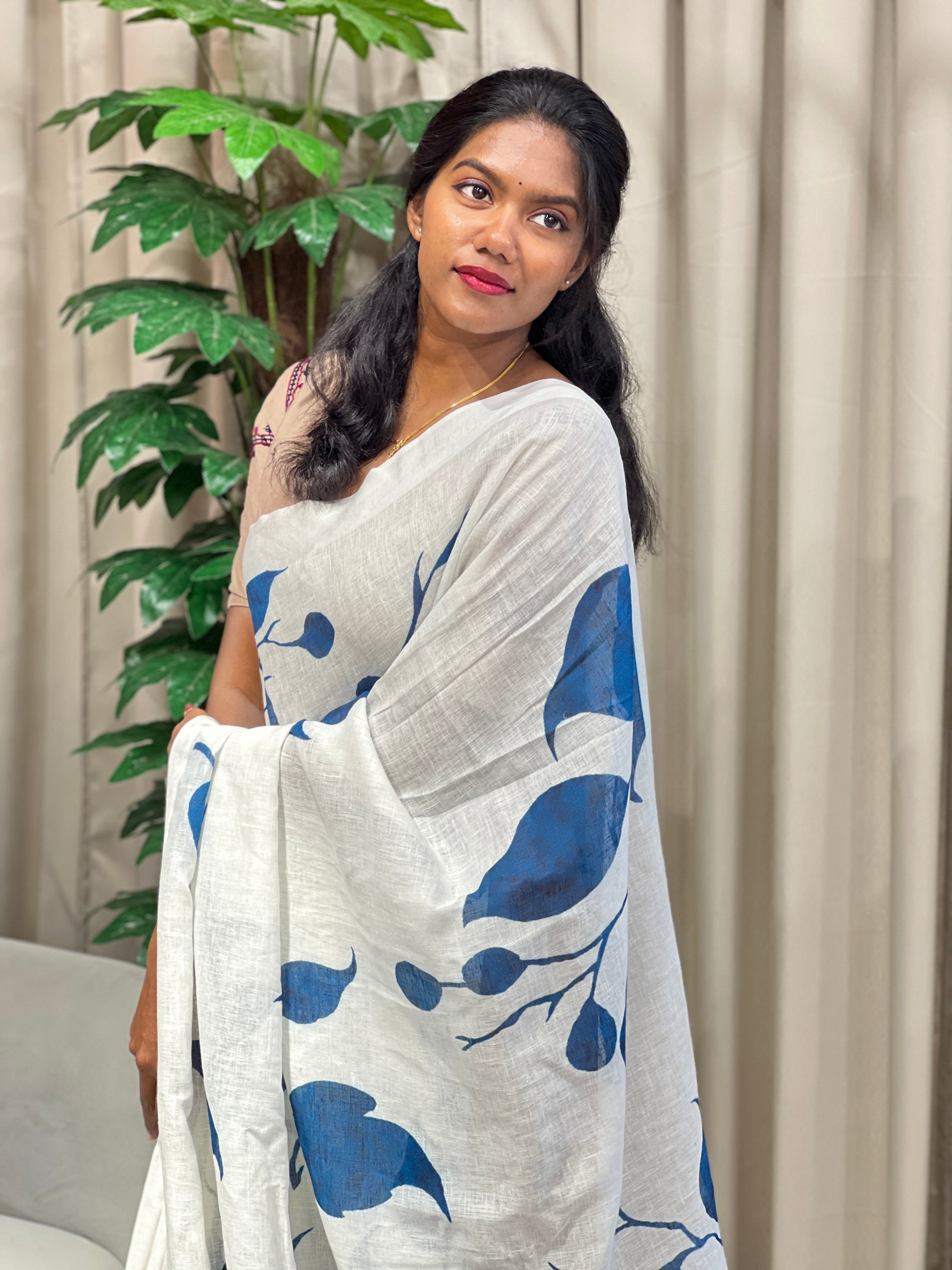 Leaf Digital Printed Pure Linen Saree | MR428