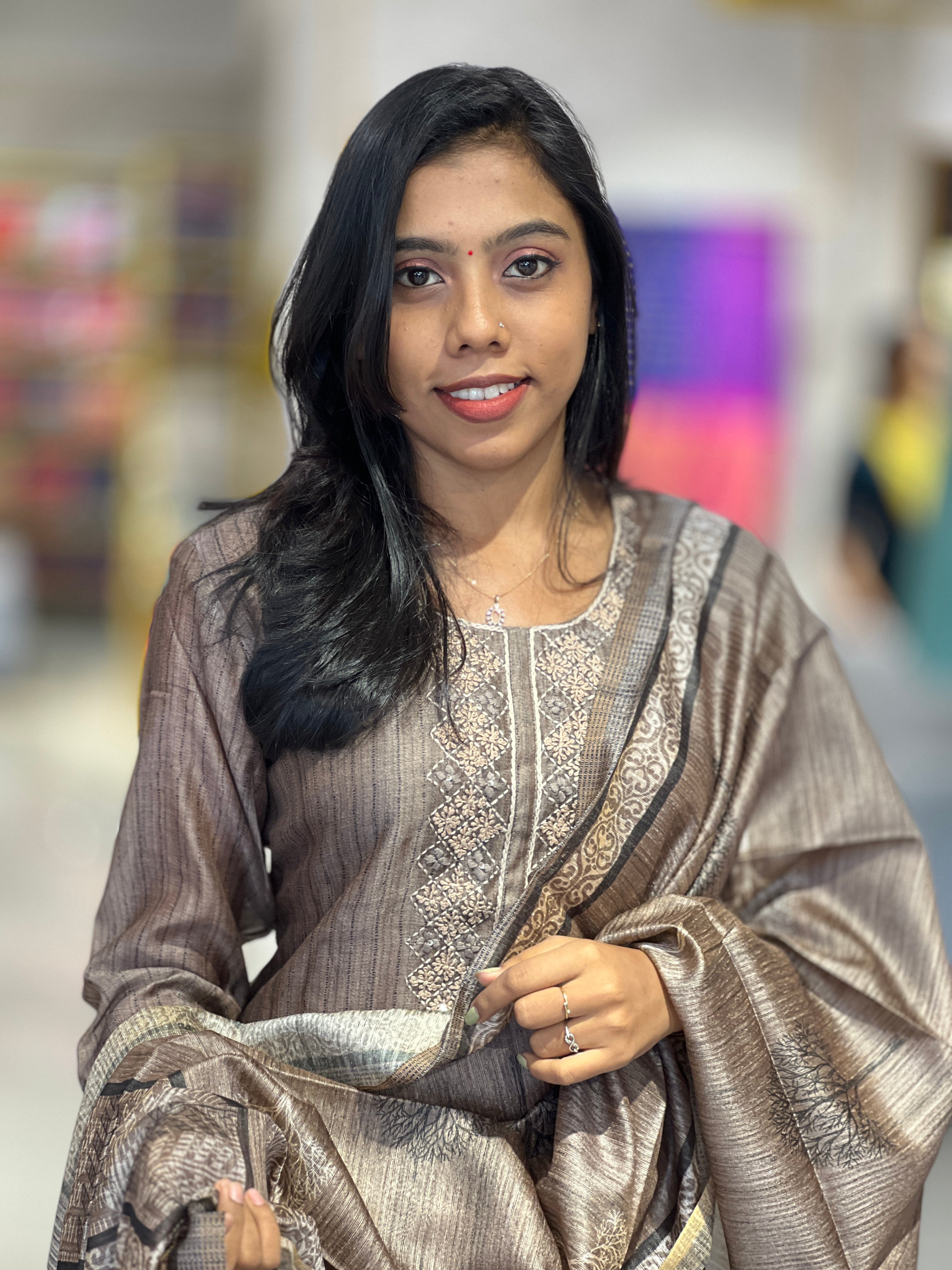 Embroidery Chanderi Finish Kurta Set | VAN156