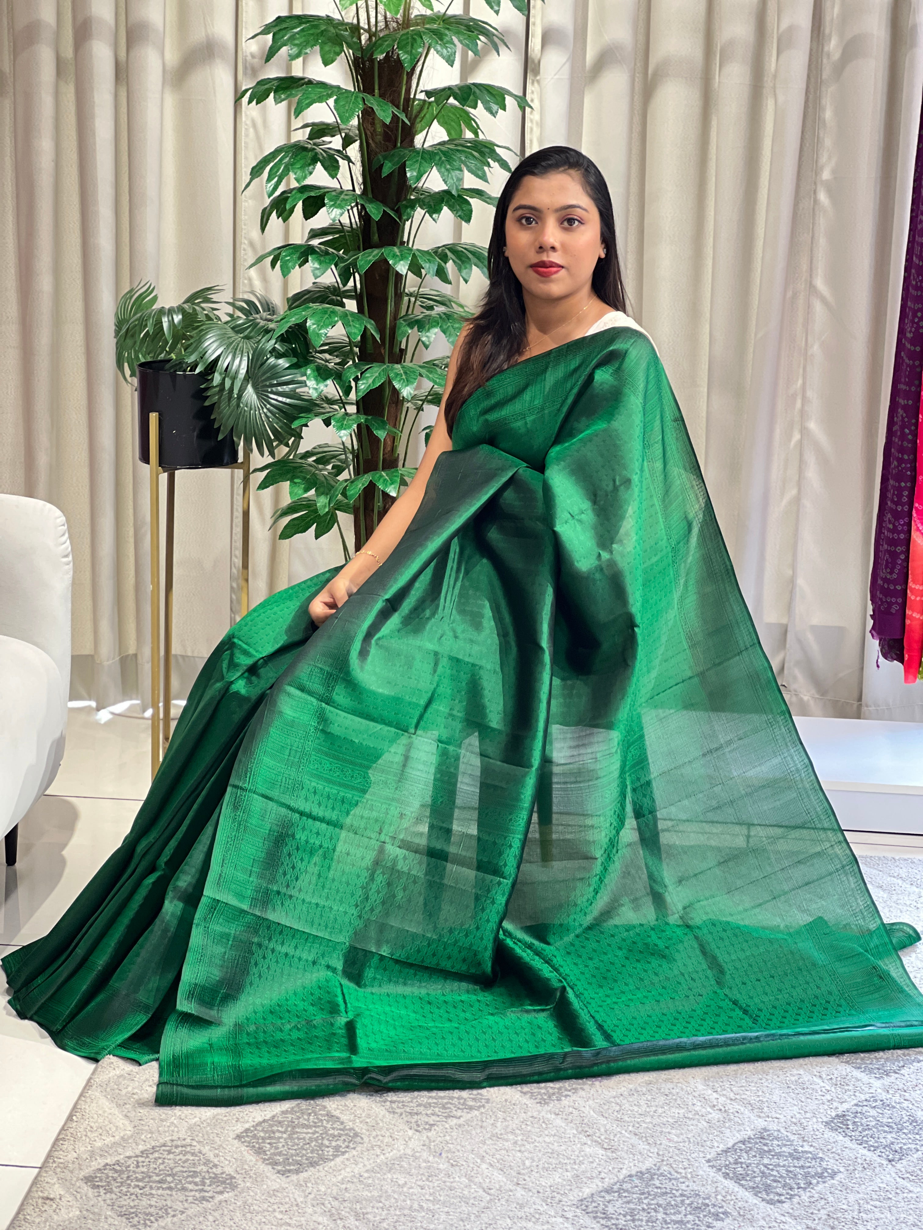 Geometrical Buta Woven Soft Silk Saree | RMR119