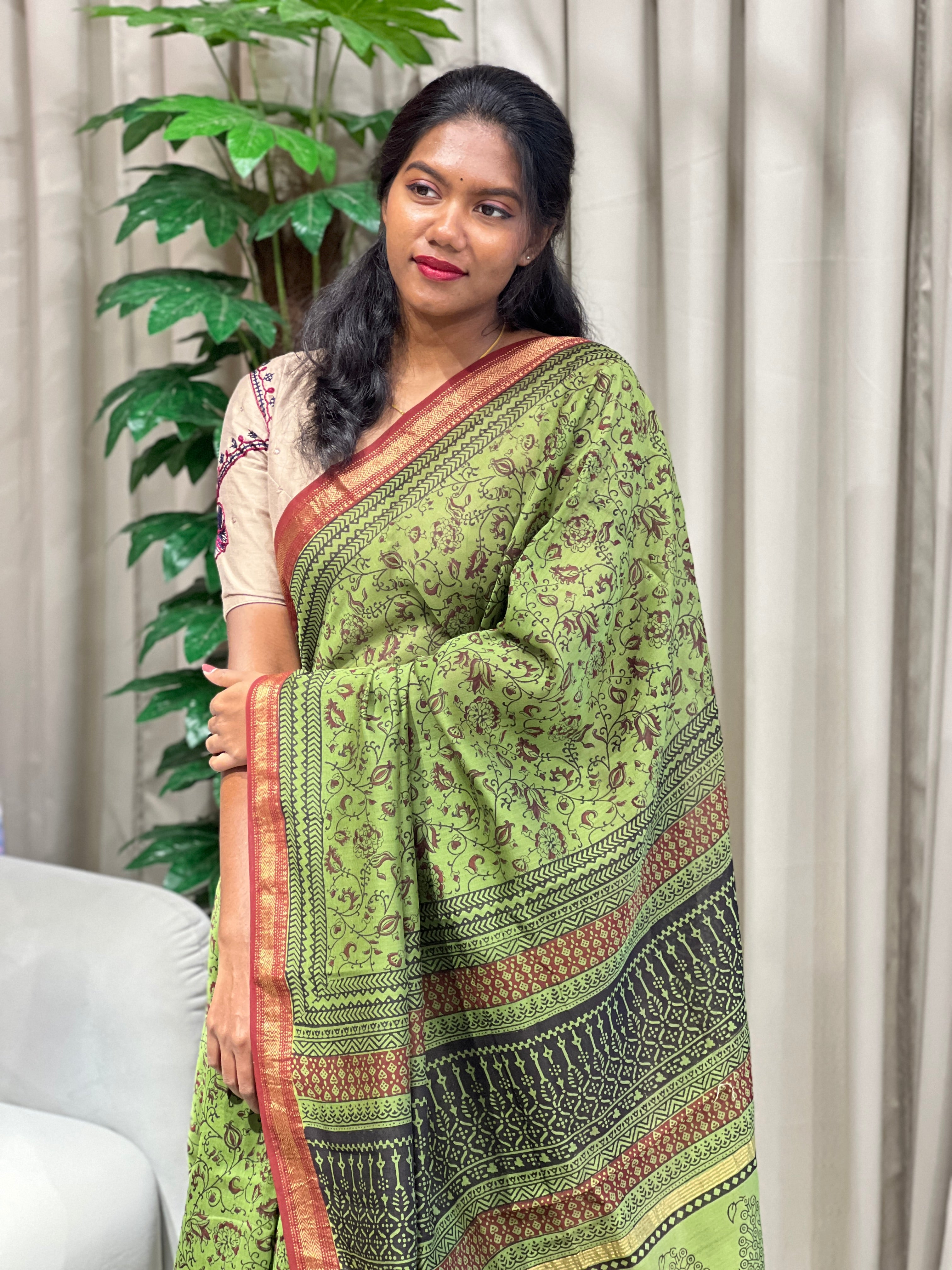 Mangalgiri Border Detailed Chanderi Saree | SVF197
