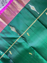 Silver & Golden Zari Woven Handloom Kanchipuram Saree | OM207