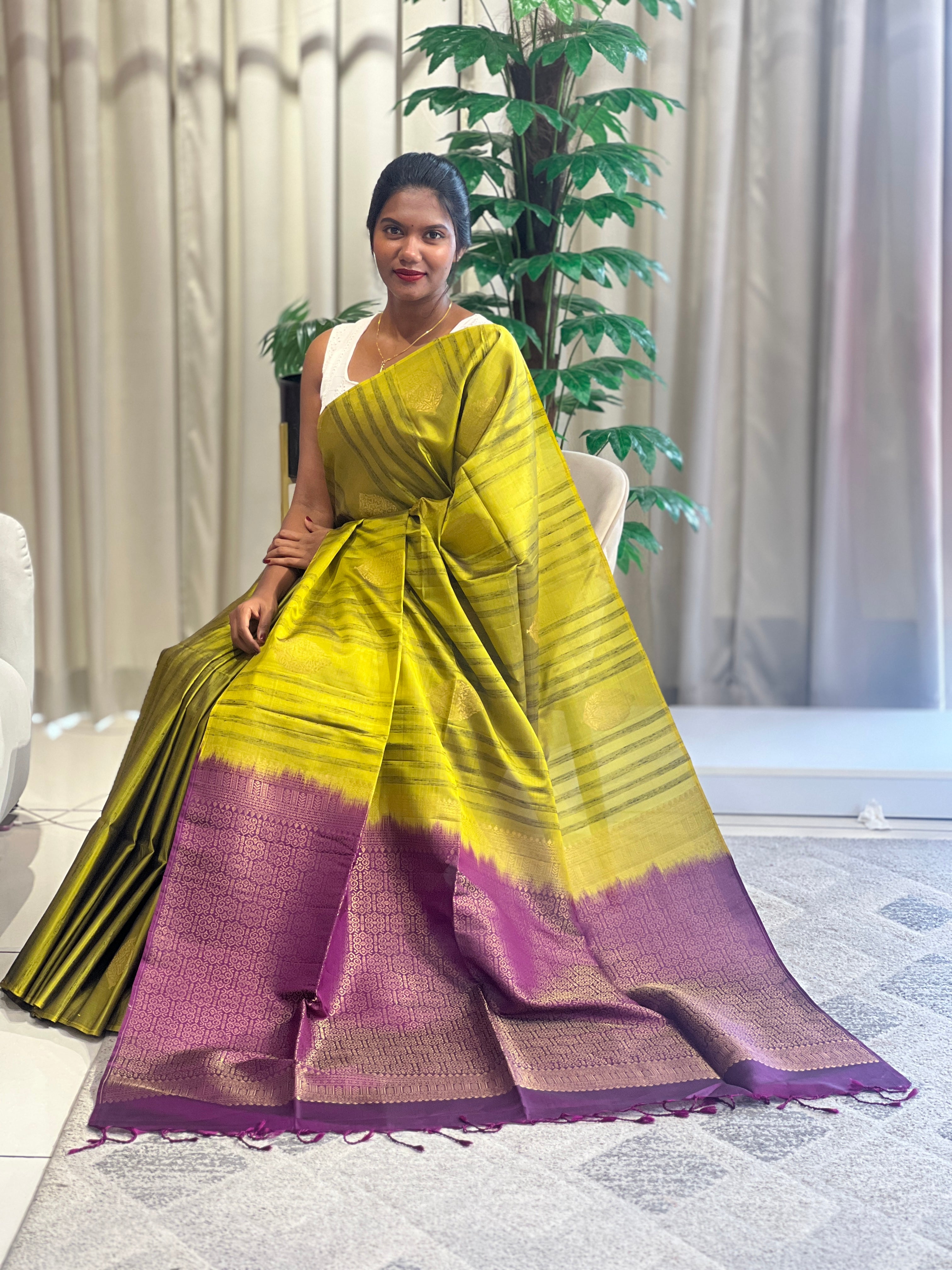 Golden Zari Buta Woven Soft Silk Saree | KSO124