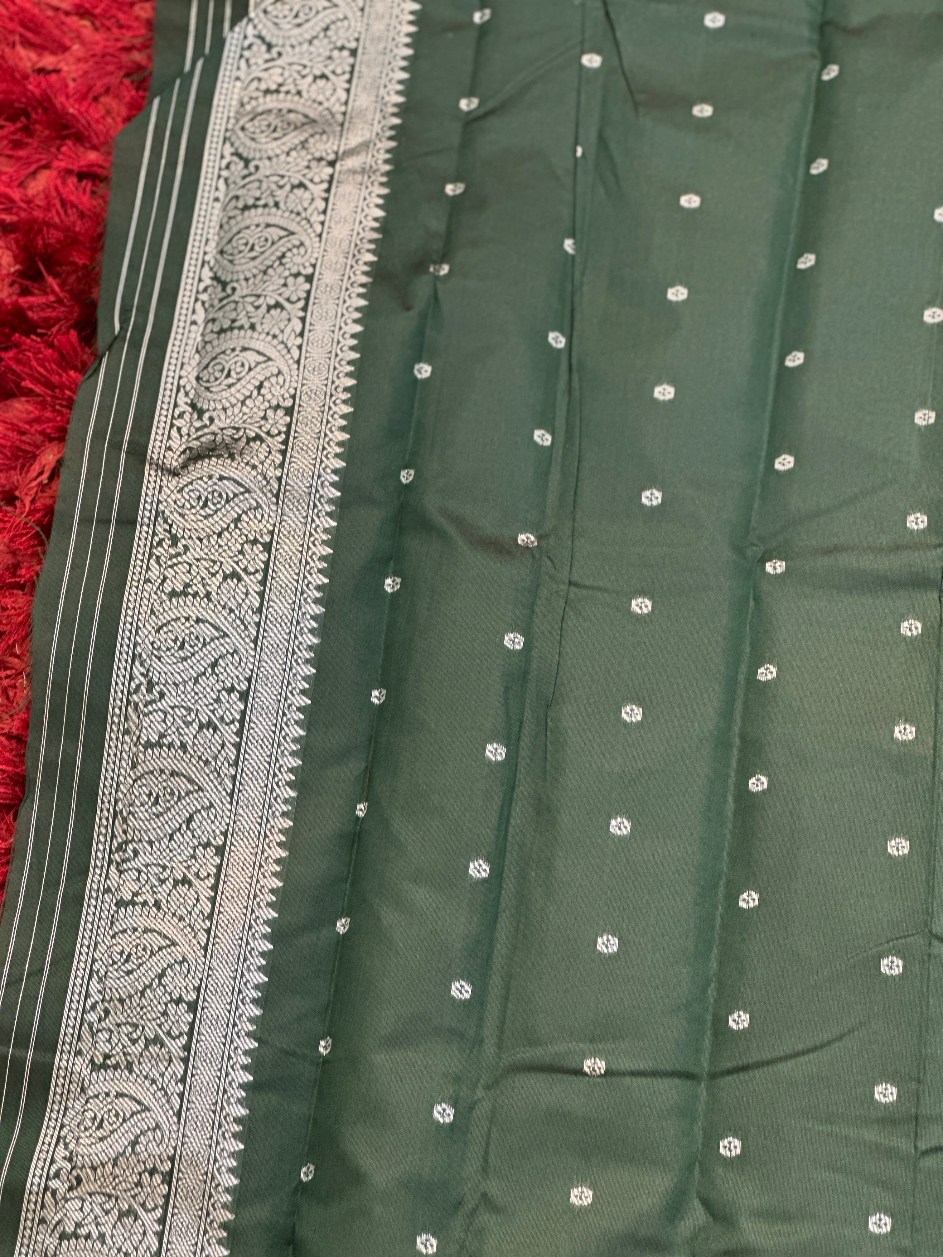 Traditional Paisley Border Pattern Semi Silk Saree | GP117