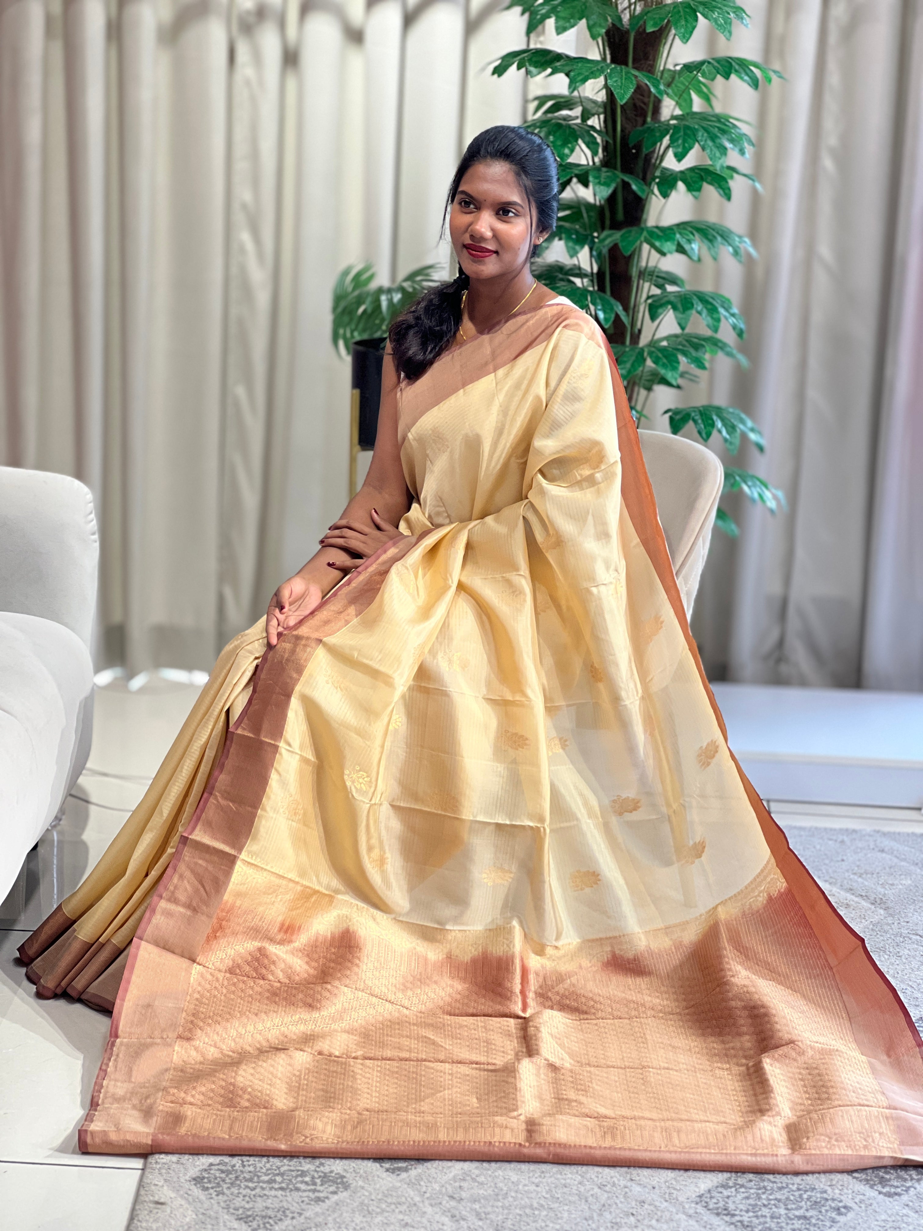 Soft Silk saree with Contrast Borders | KSO110