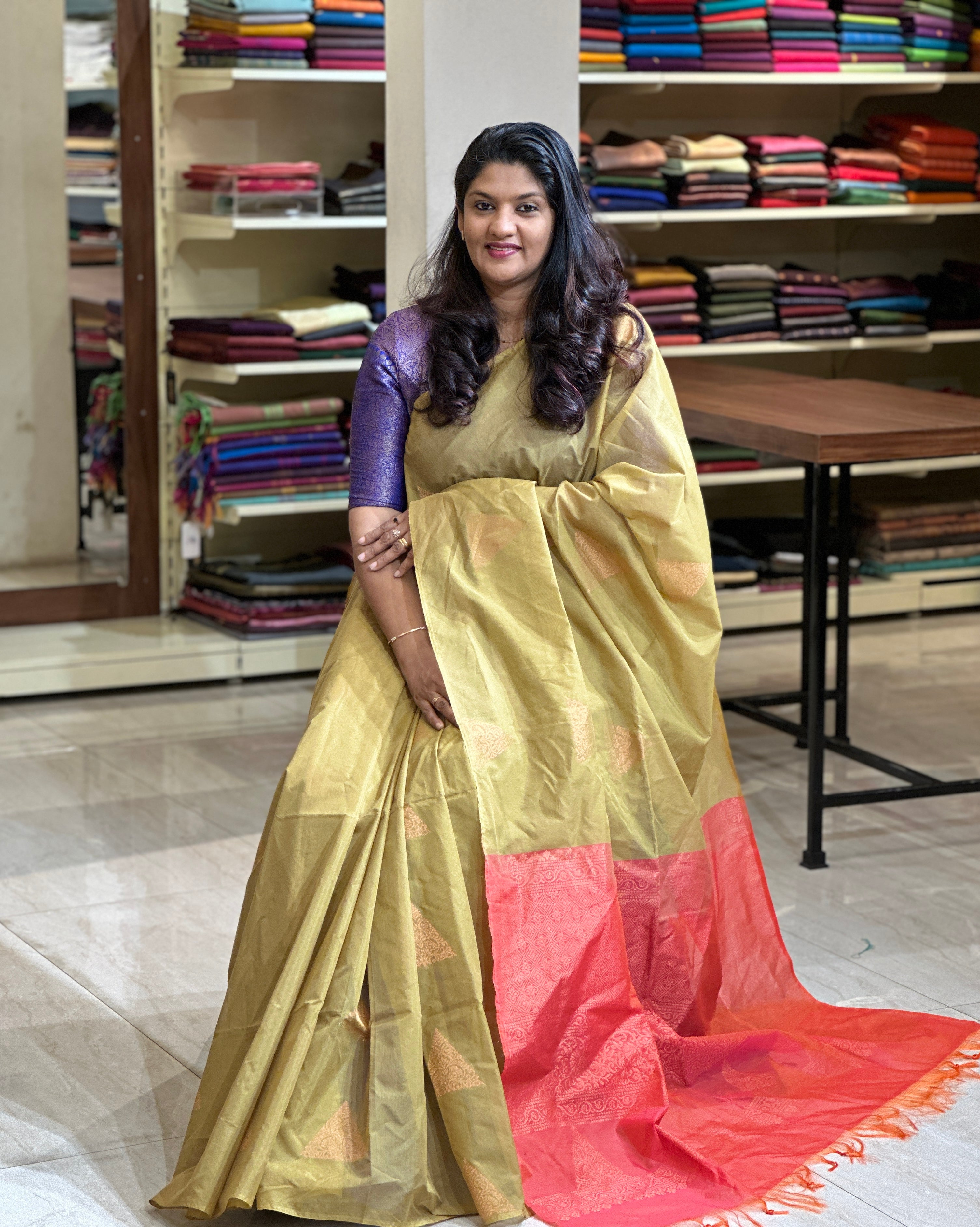 Geometric Buta Weaved Kora Silk Finish Saree | PRS215