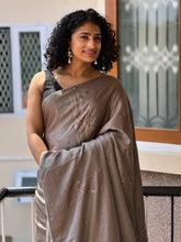 Dobby Weave Crepe Saree | ACT975