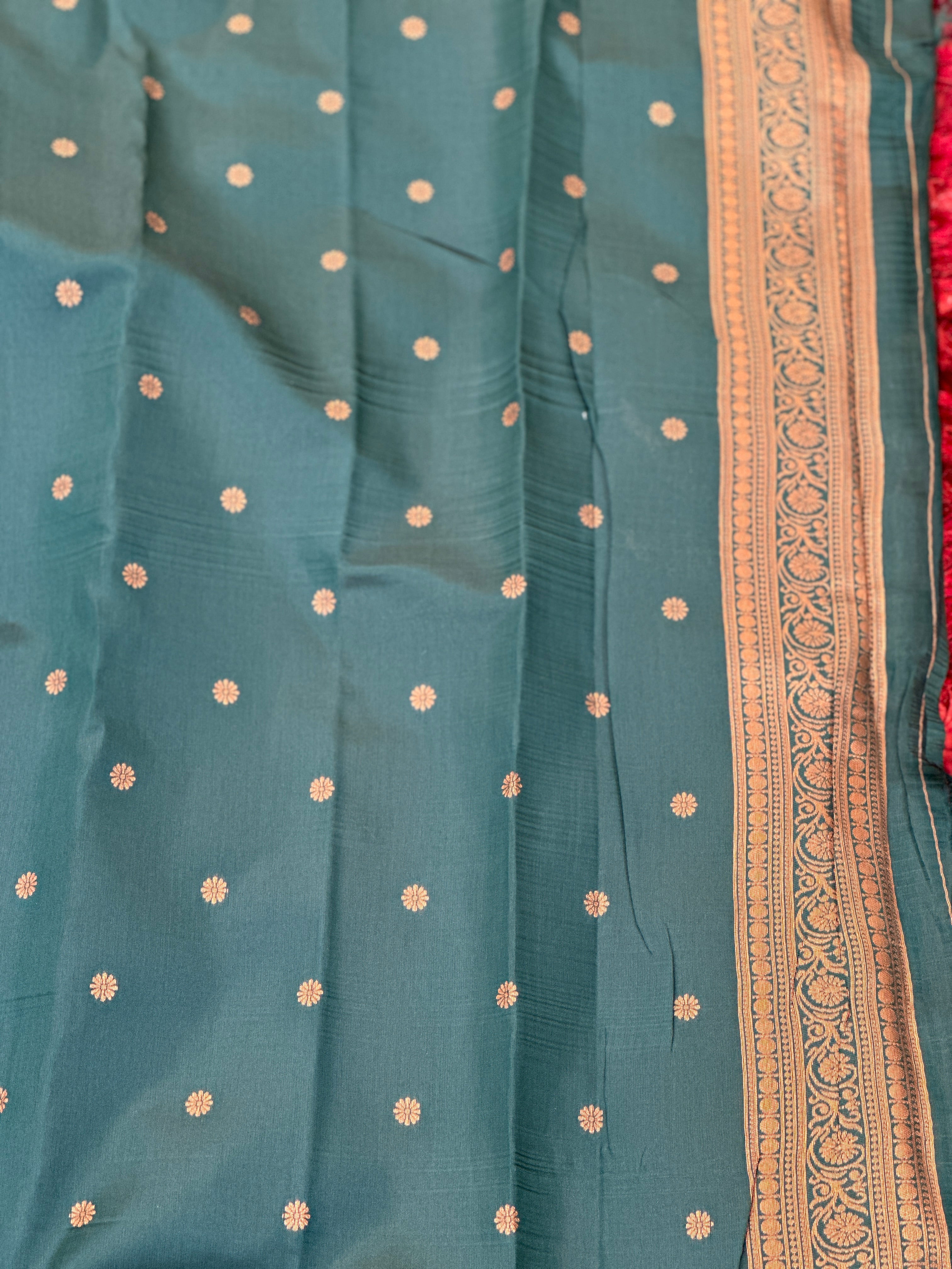 Floral Pattern Zari Woven Semi Silk Saree | RMP158