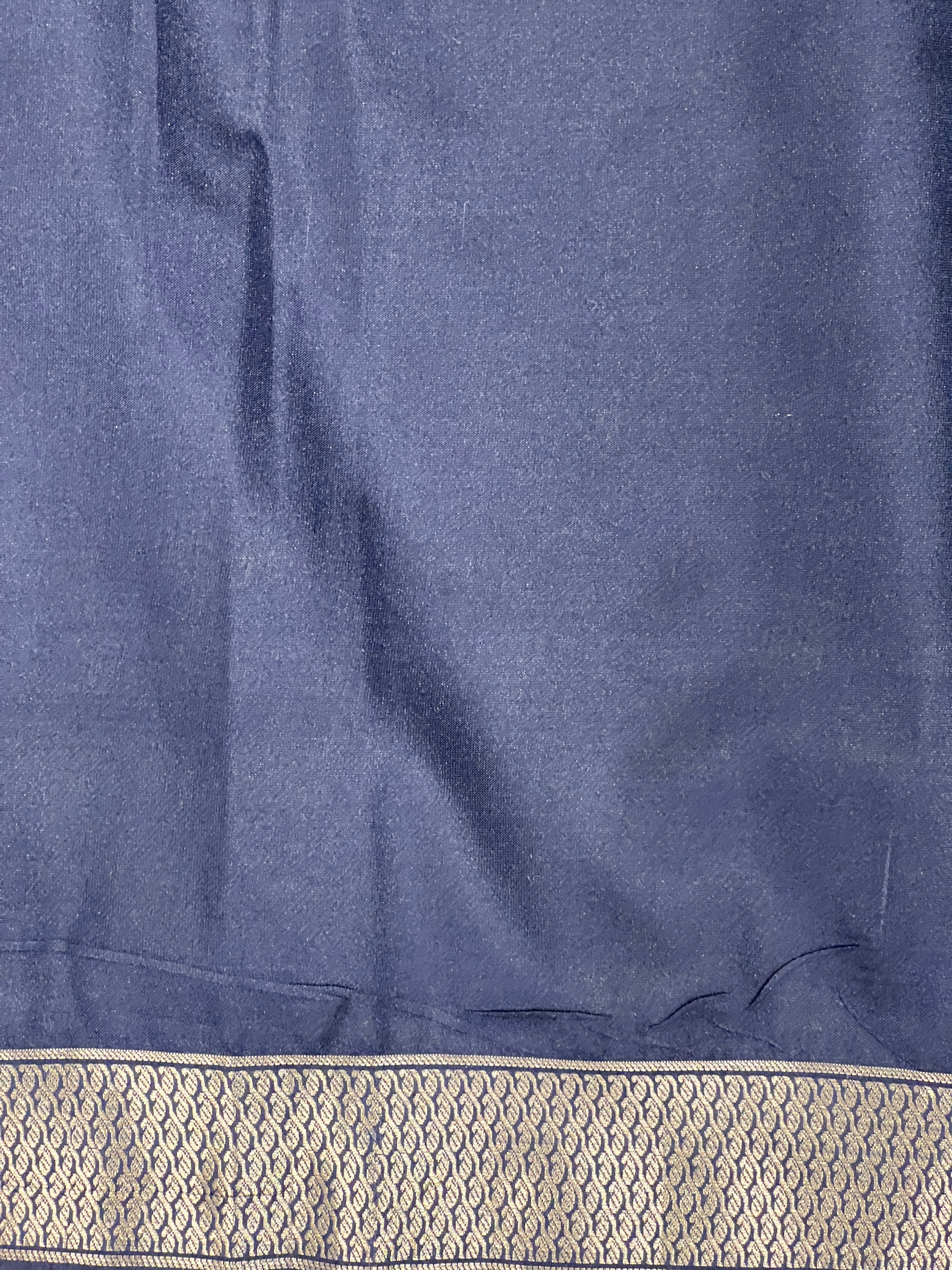 Temple Border Pattern Semi Soft Silk | RVS258