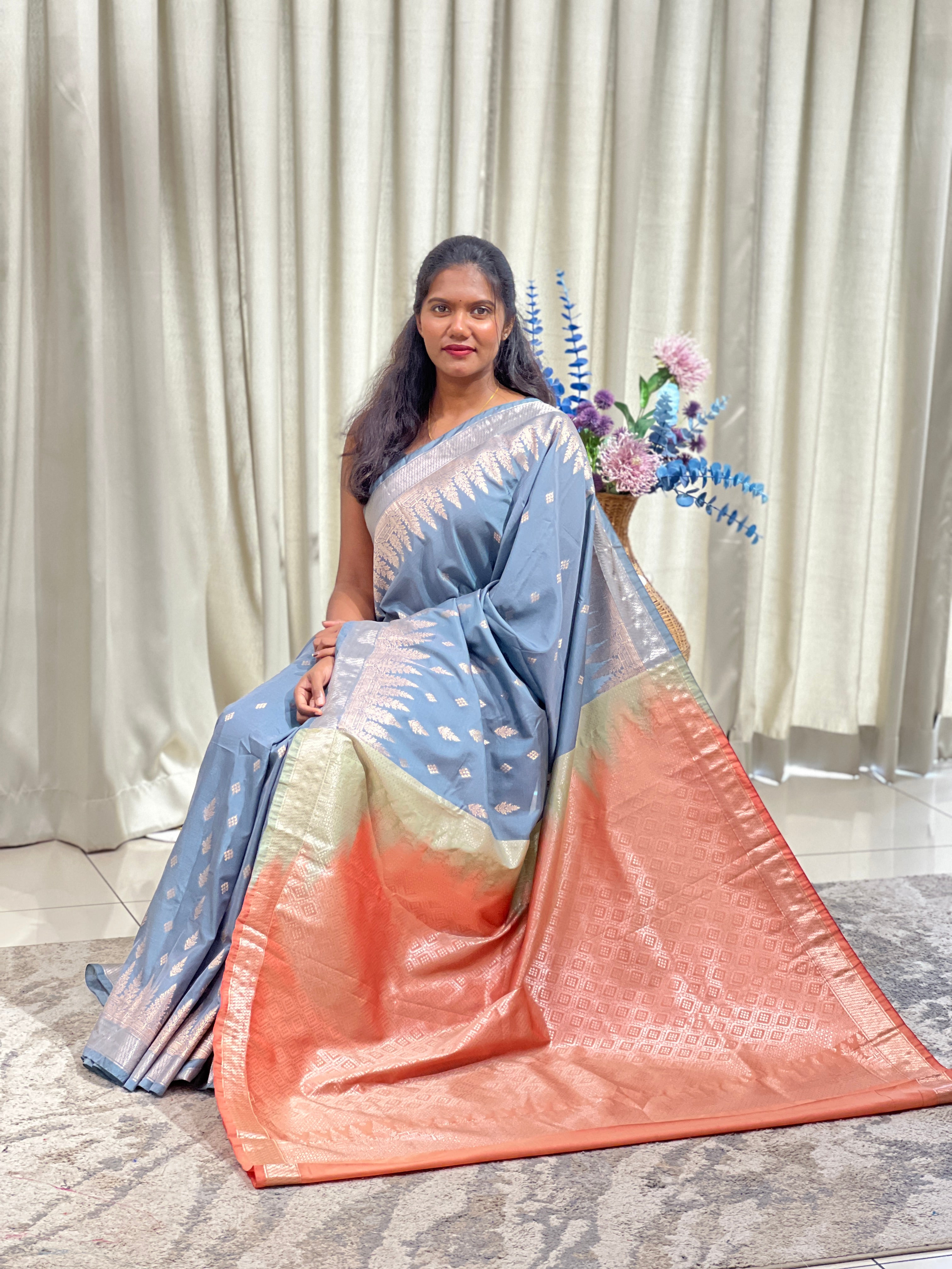 Temple Border Pattern Semi Soft Silk | RVS253