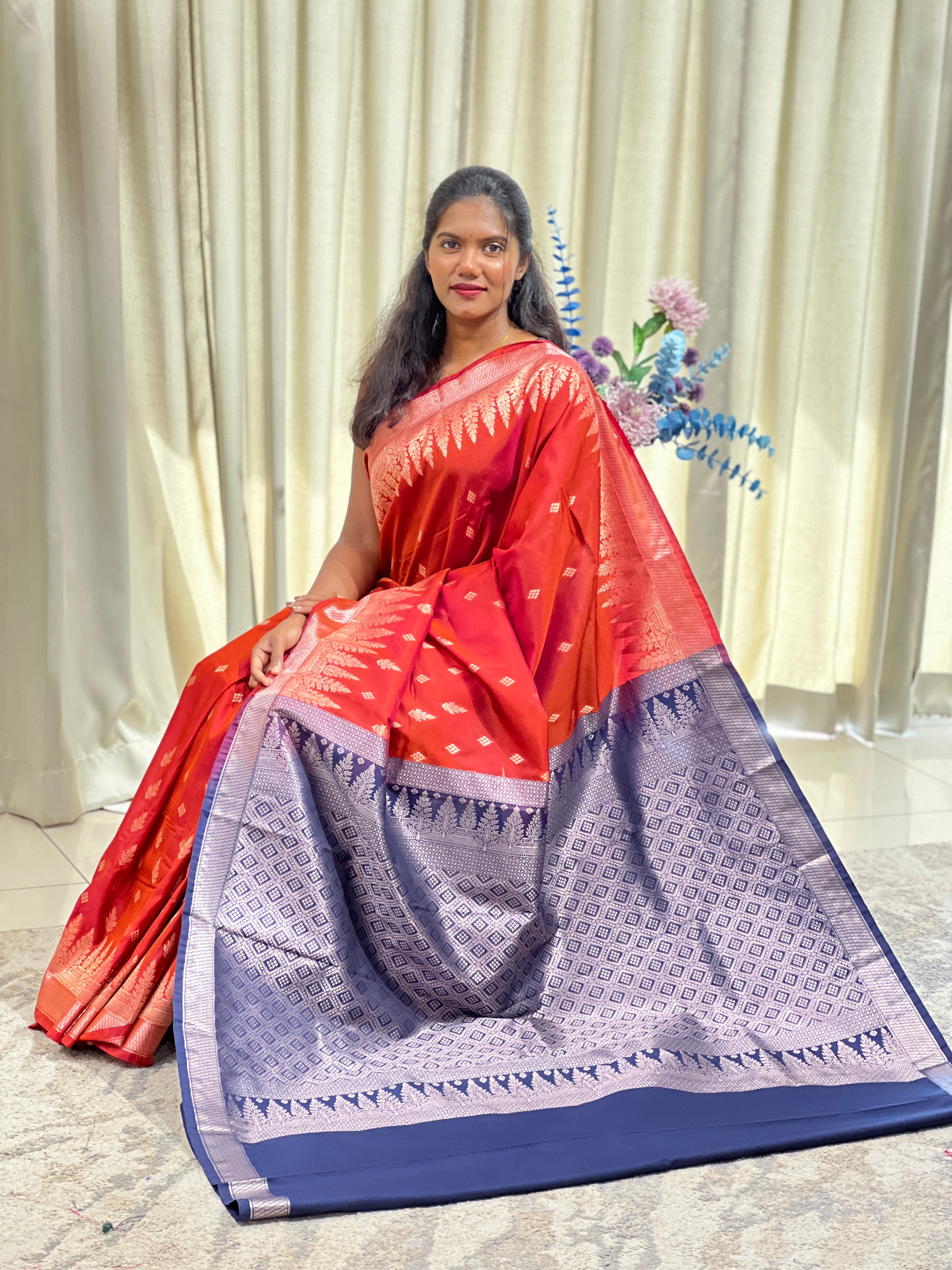 Temple Border Pattern Semi Soft Silk | RVS252