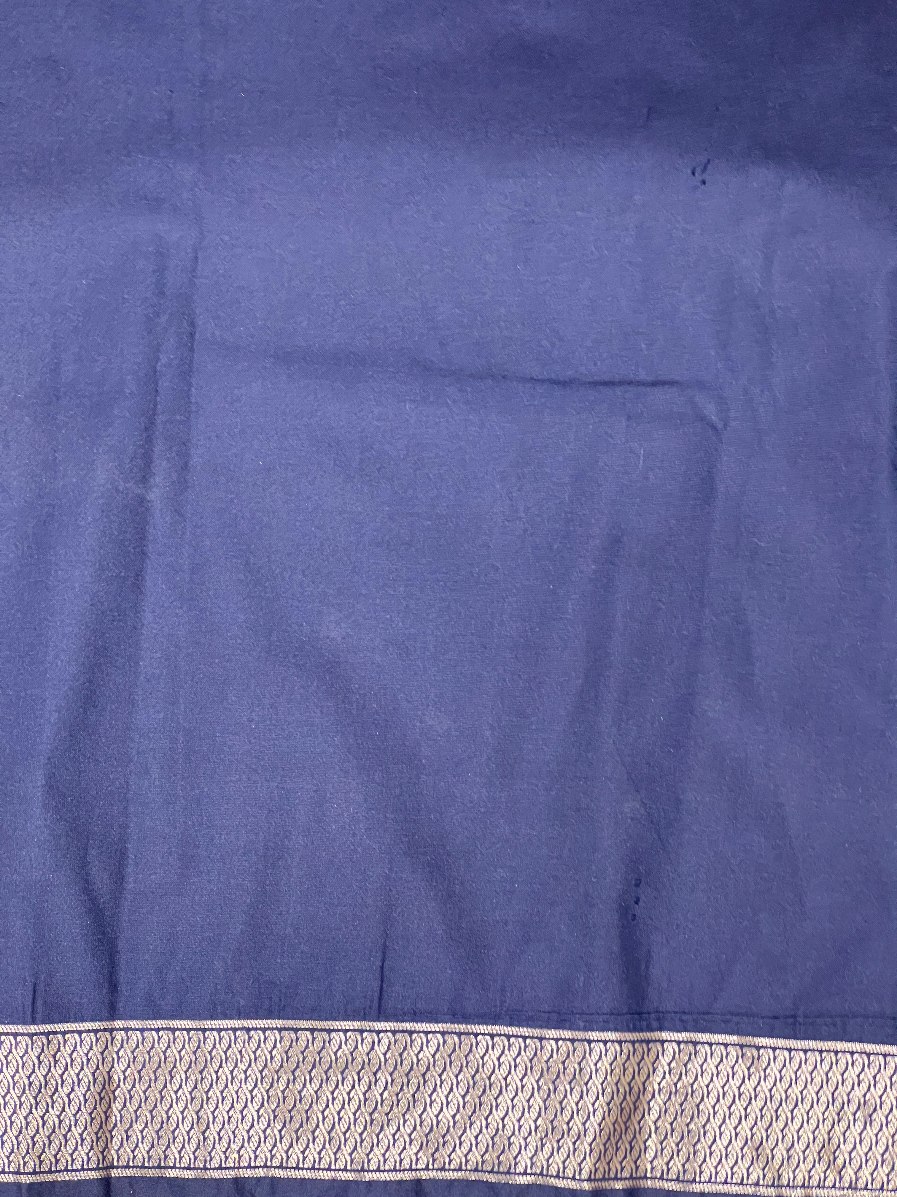 Temple Border Pattern Semi Soft Silk | RVS261