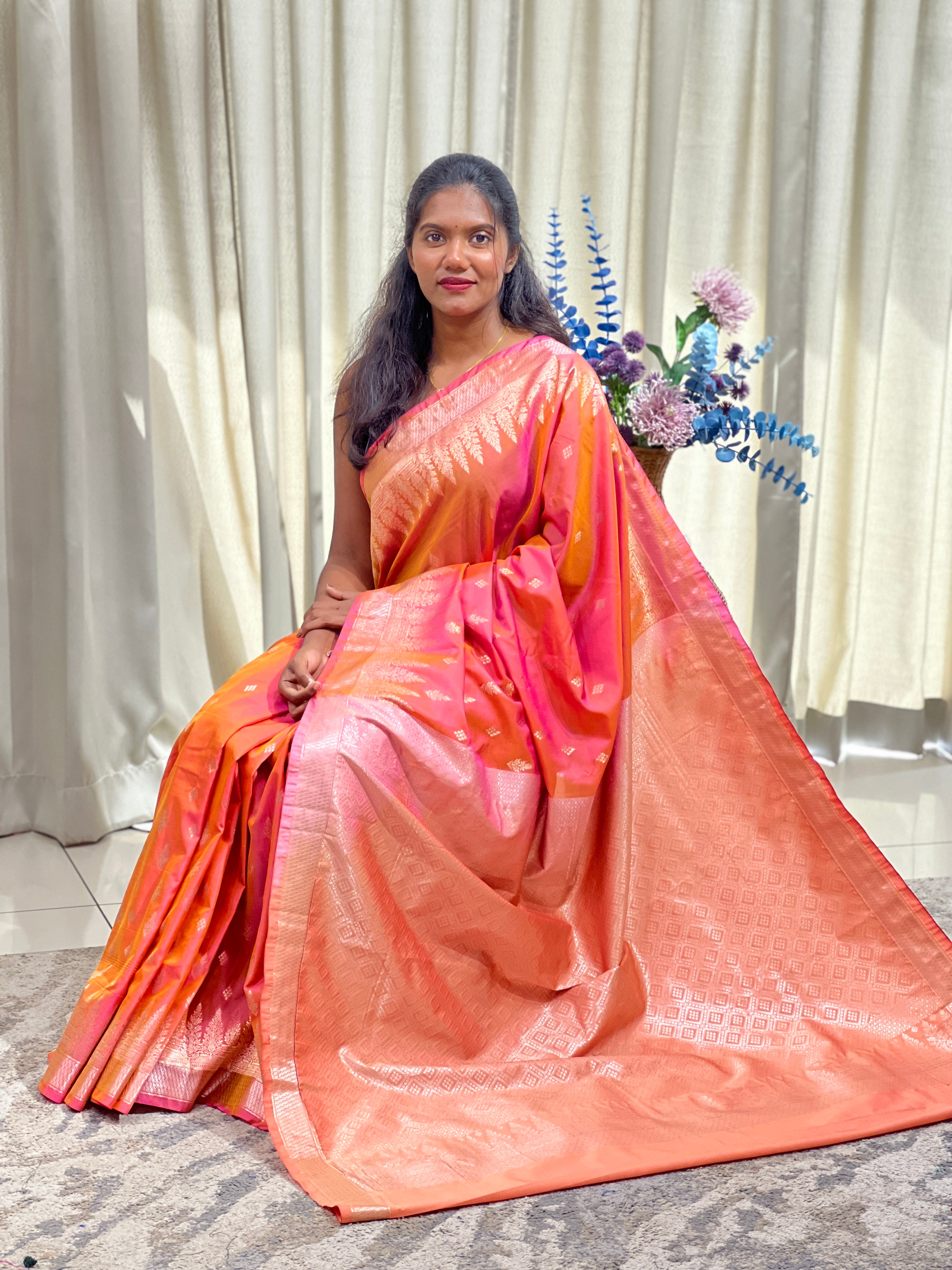 Temple Border Pattern Semi Soft Silk | RVS262