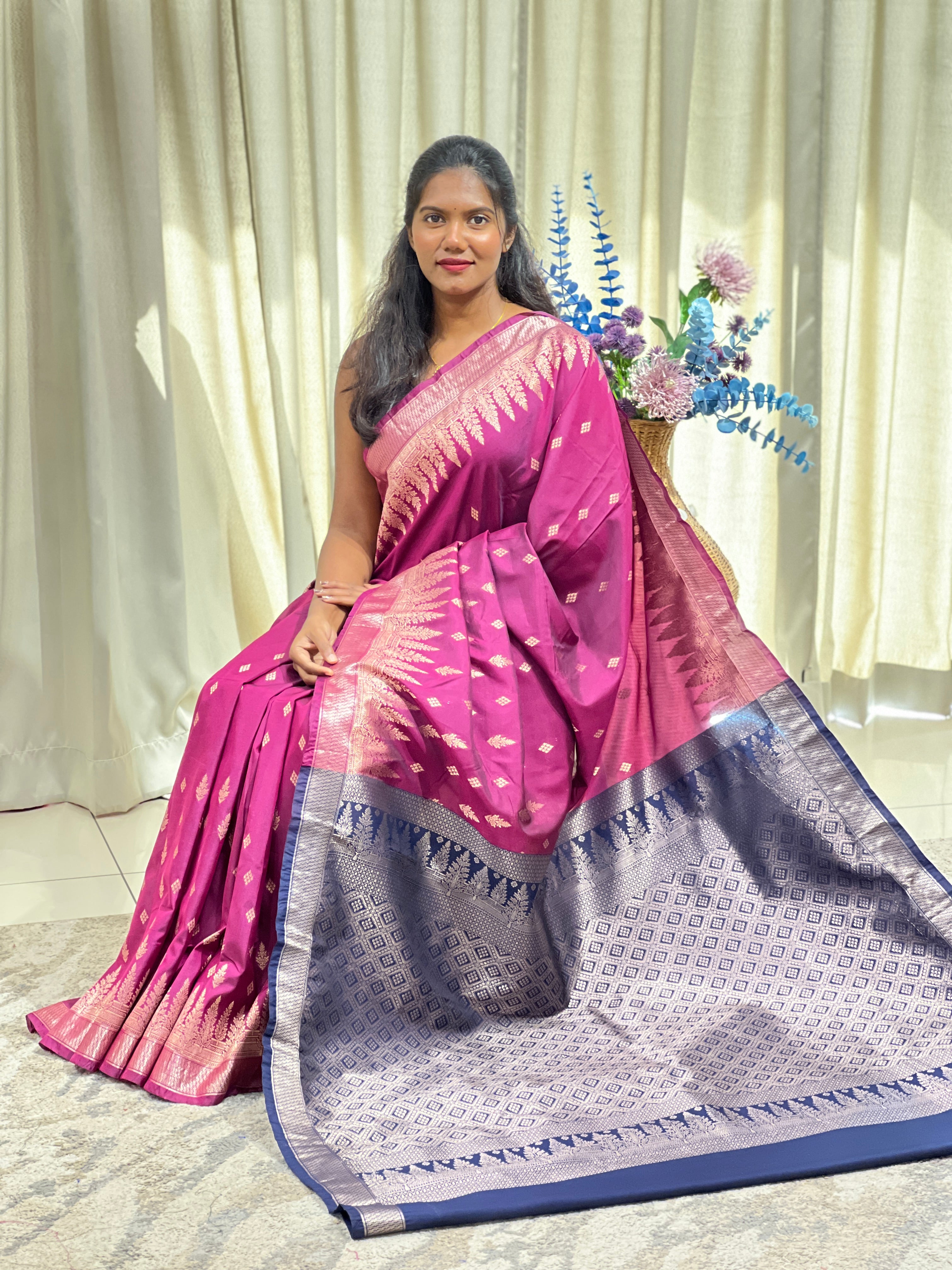 Temple Border Pattern Semi Soft Silk | RVS263