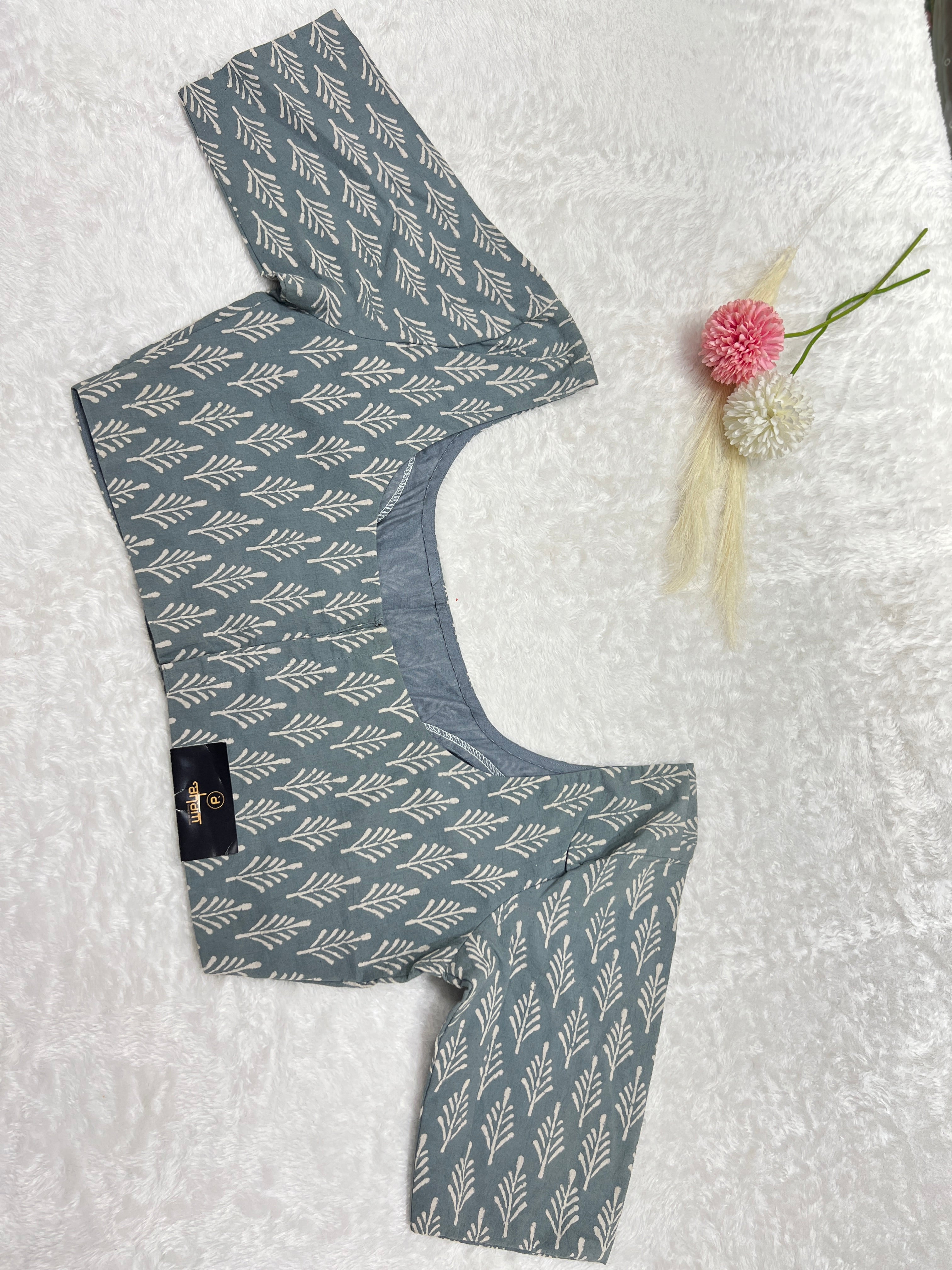 Block Printed Cotton Stitched Blouse | DNB137