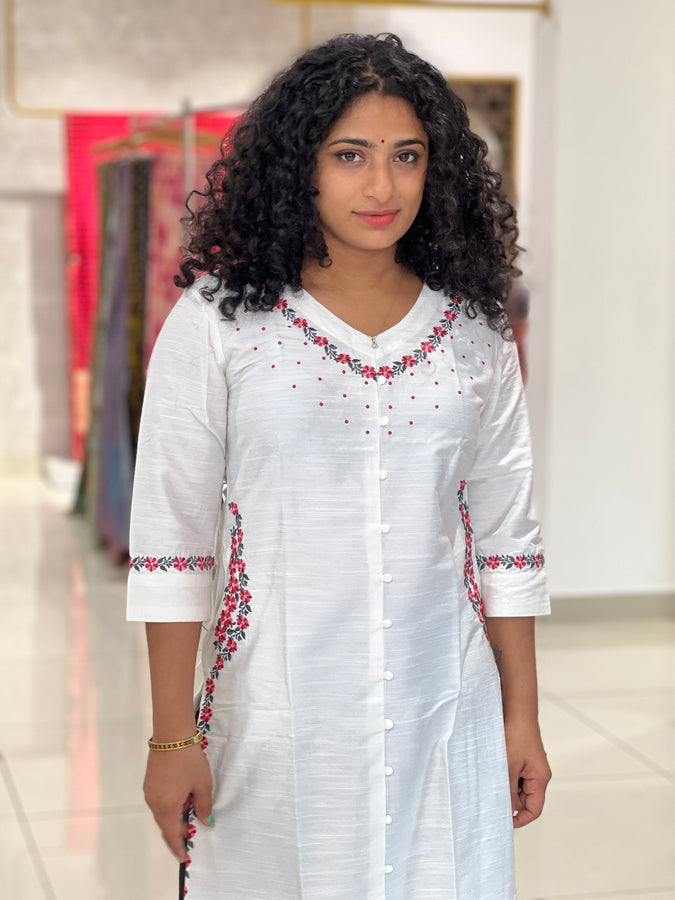 Embroidery Slub Silk Kurta | VS136