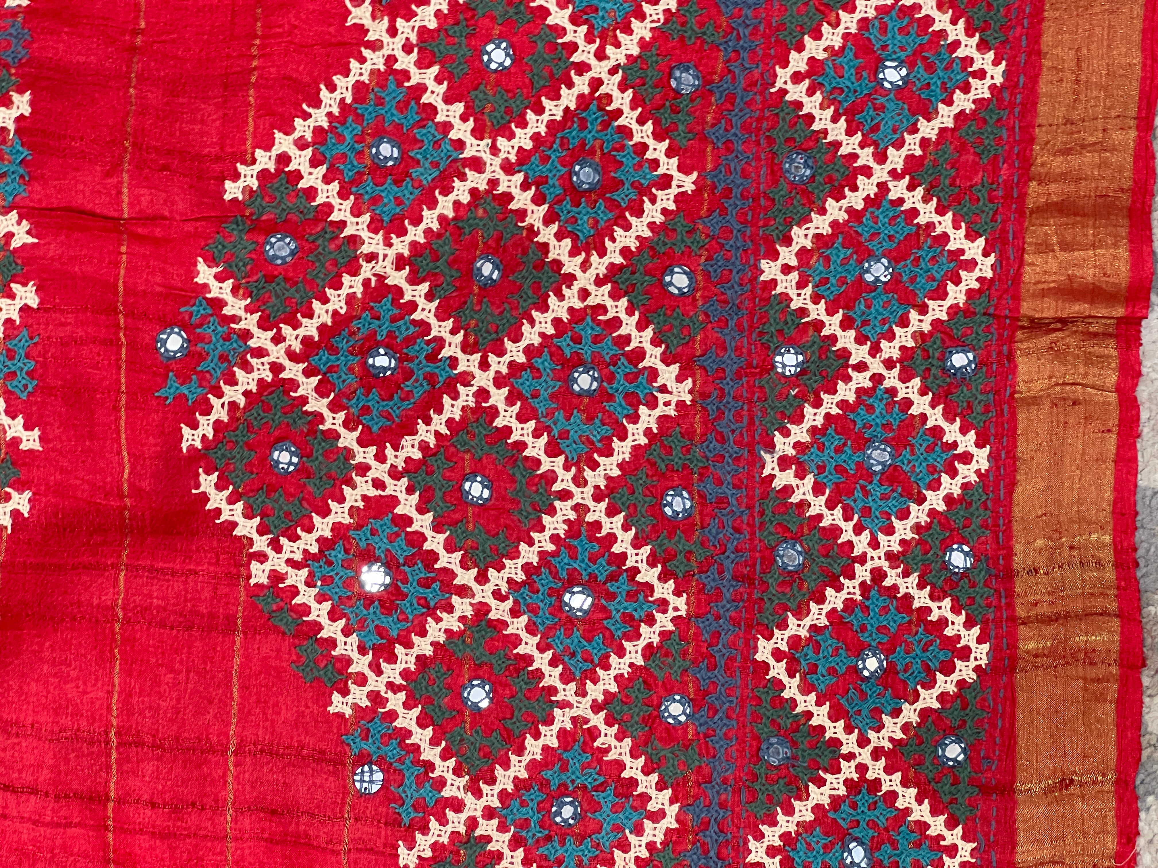 Golden Zari Check Woven Pattern Tussar Saree | SBS1450