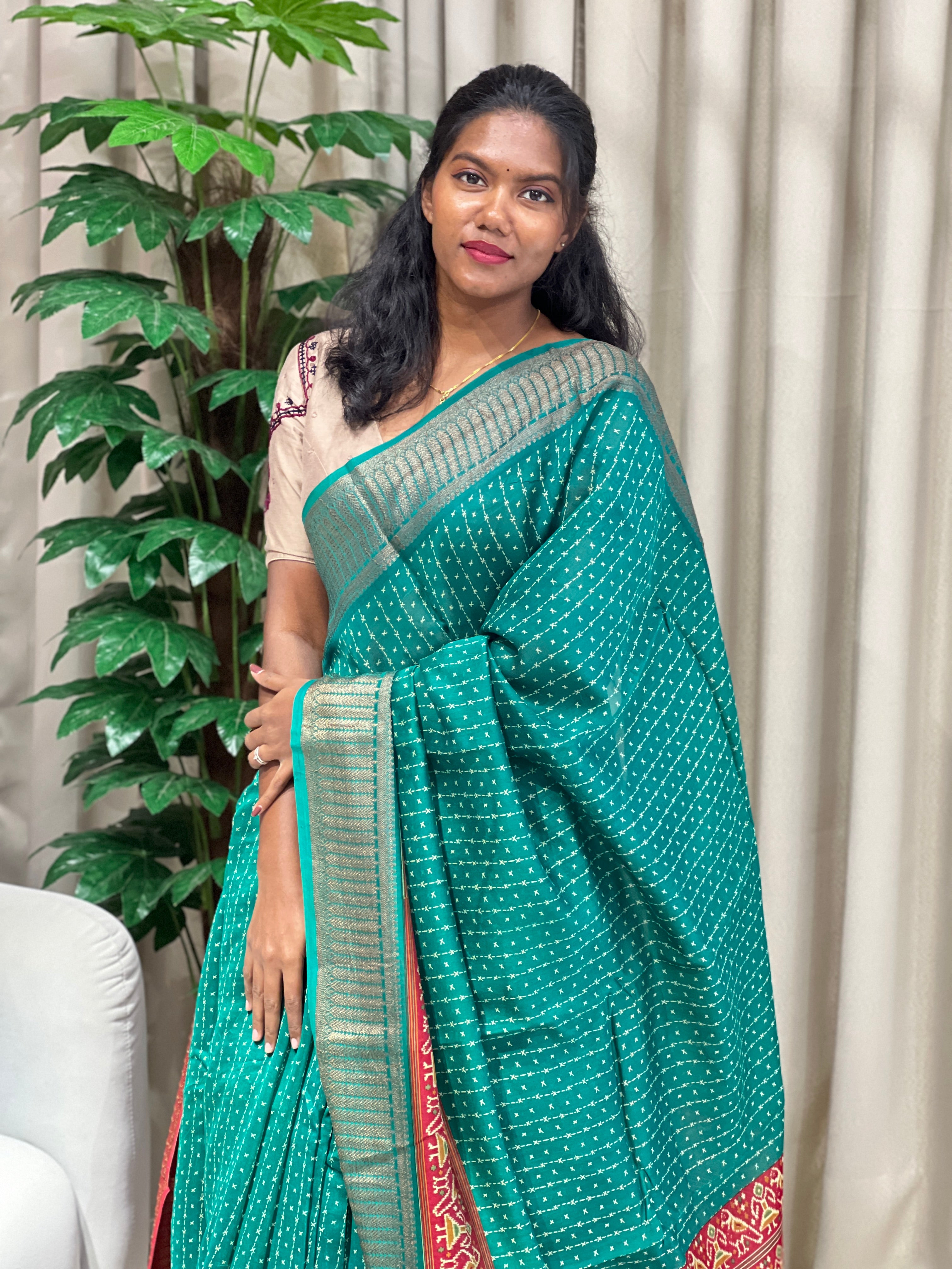 Patola Print With Banarasi Detailed Chanderi Saree | RGD975R