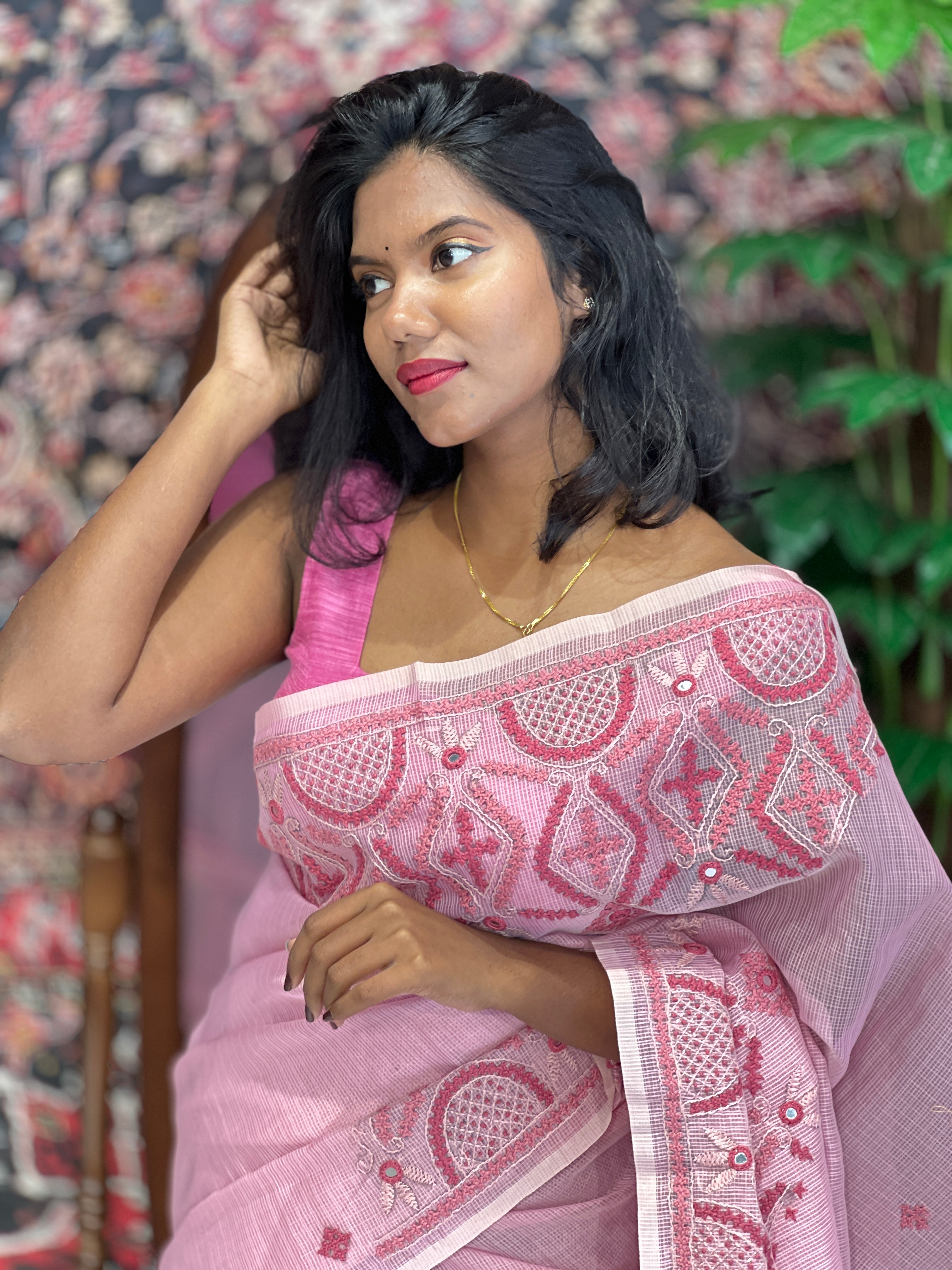 Kutch Work With Mirror Detailed Kota Saree | JSC333